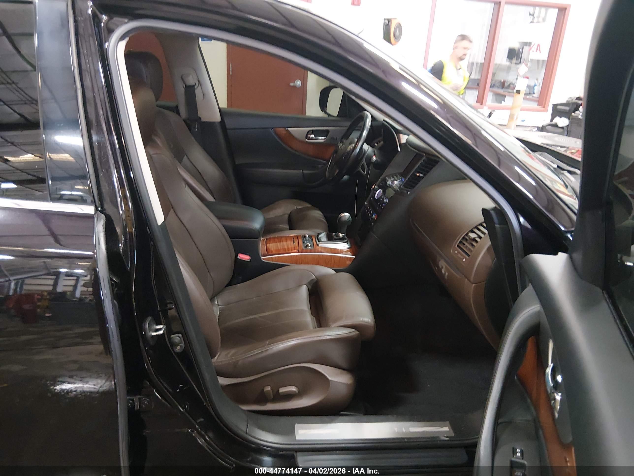 INFINITI FX50 image 5