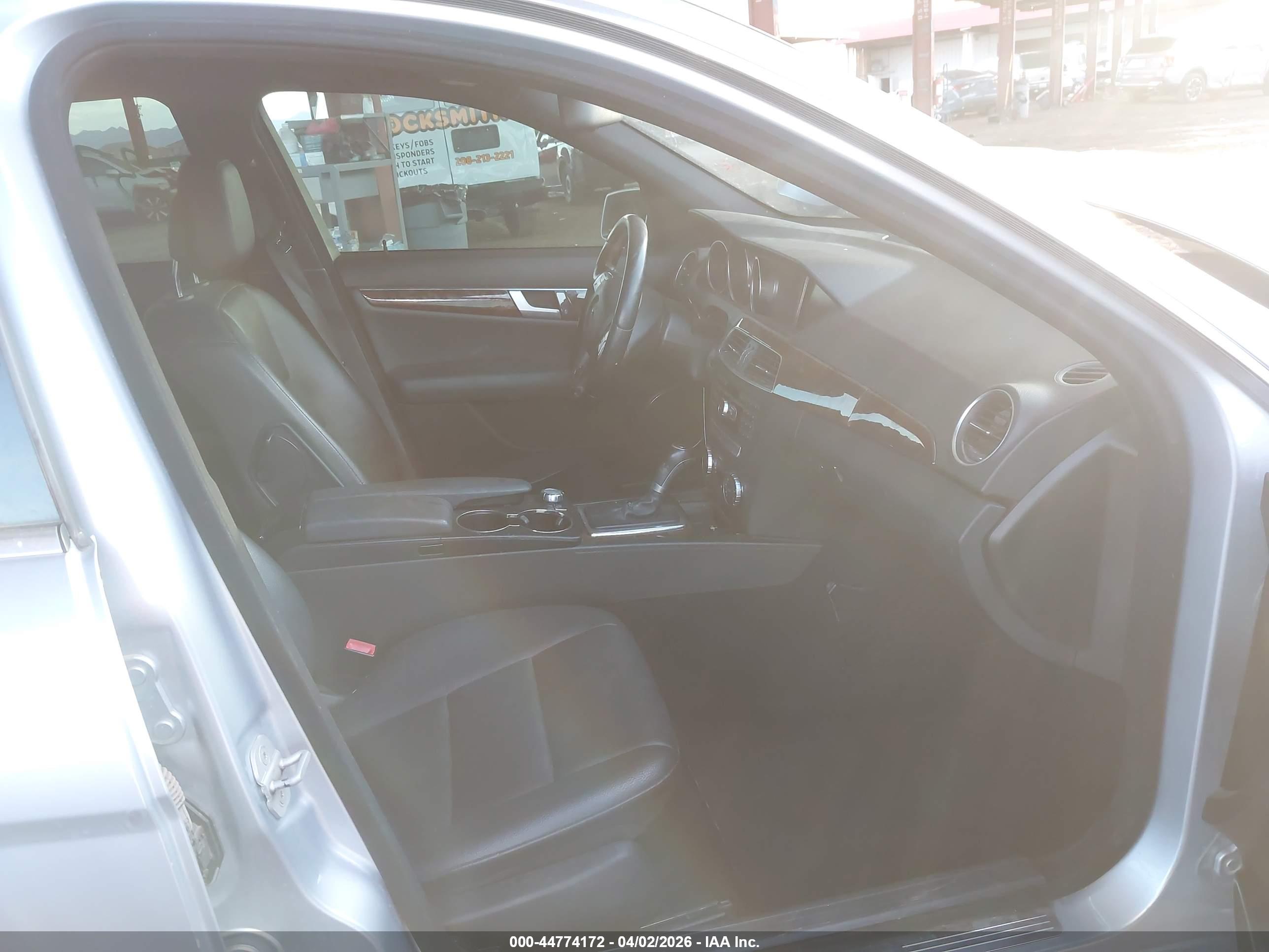 MERCEDES-BENZ C image 5