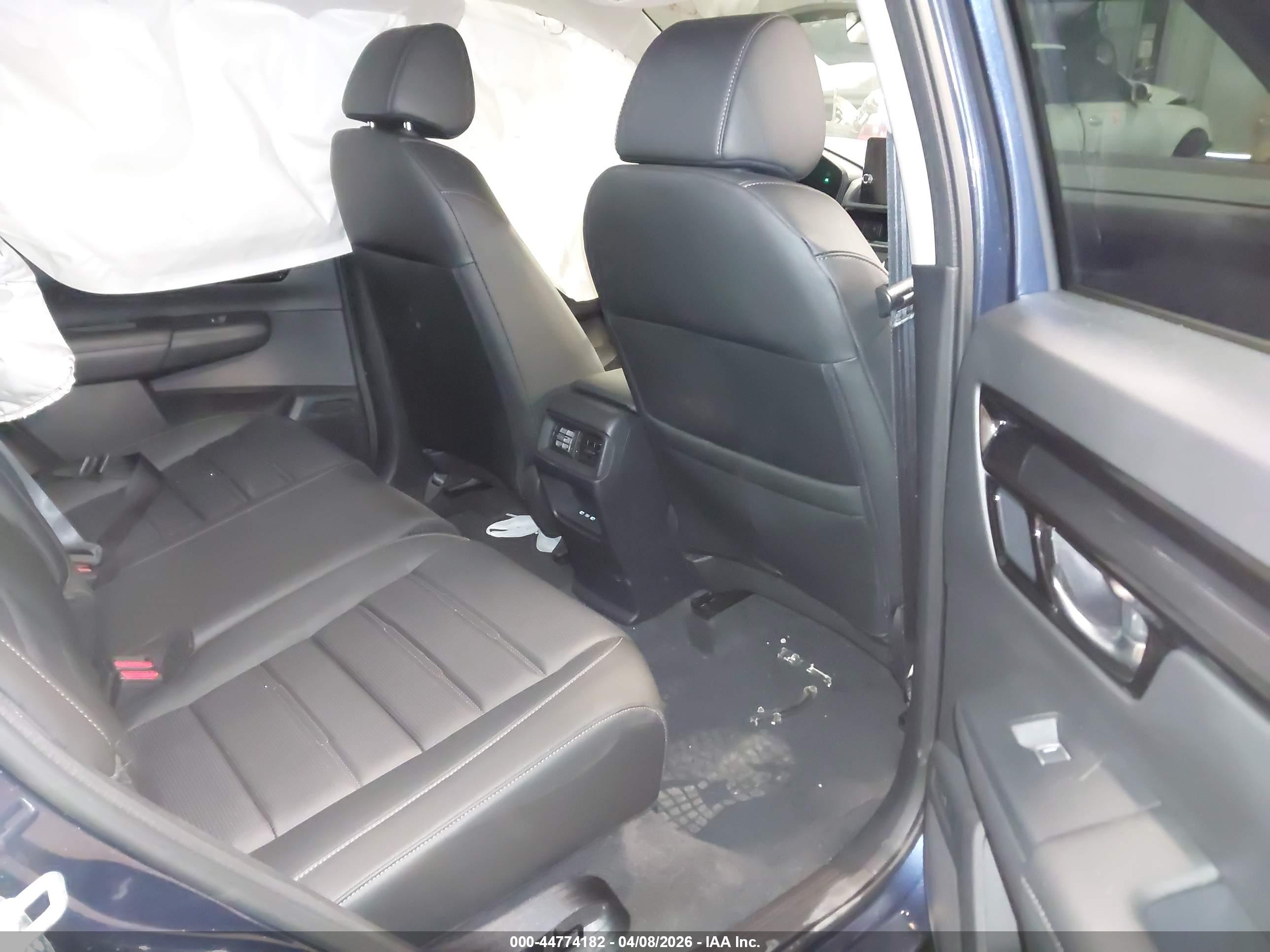 HONDA CR-V image 8