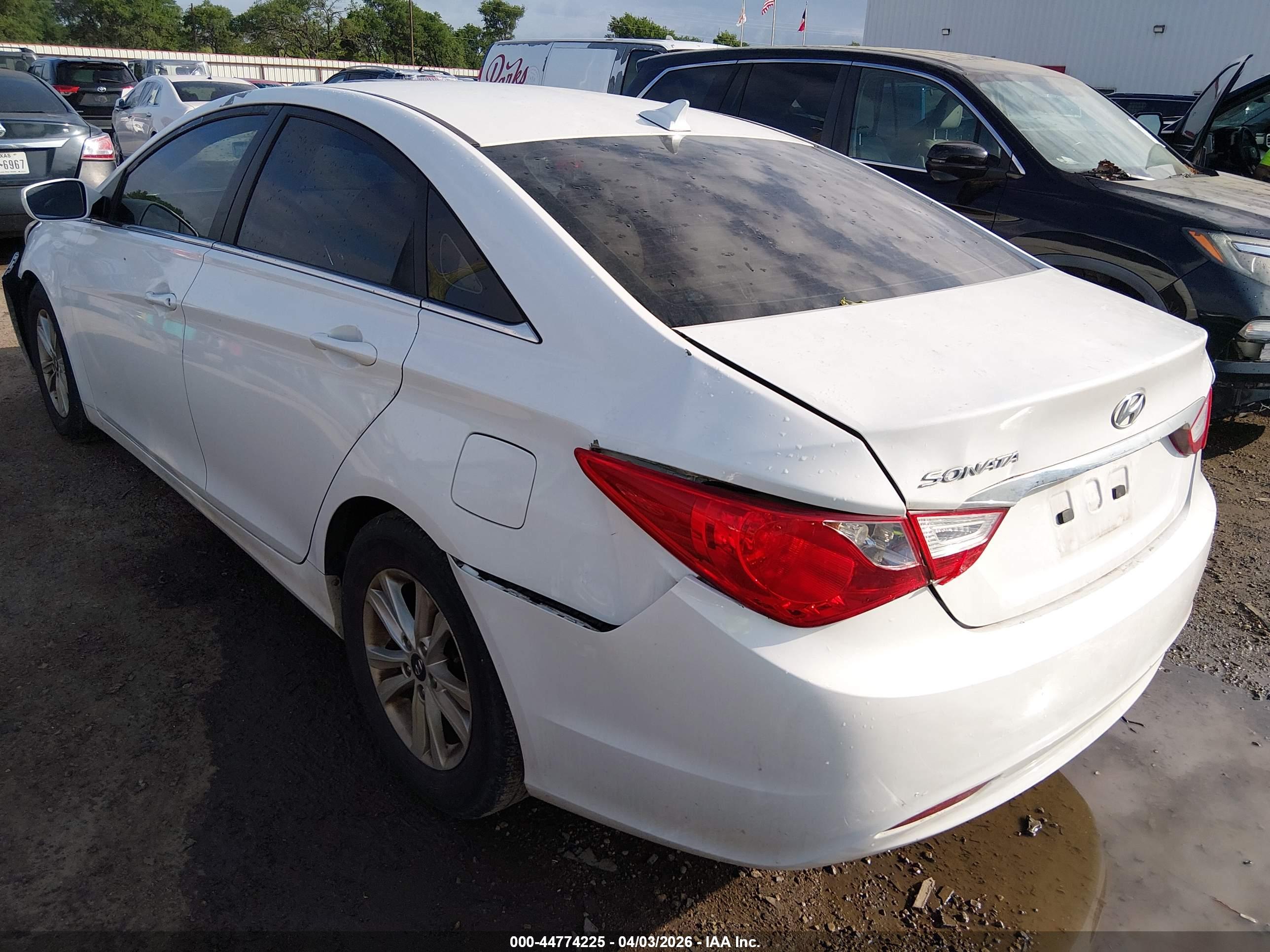 HYUNDAI SONATA image 3