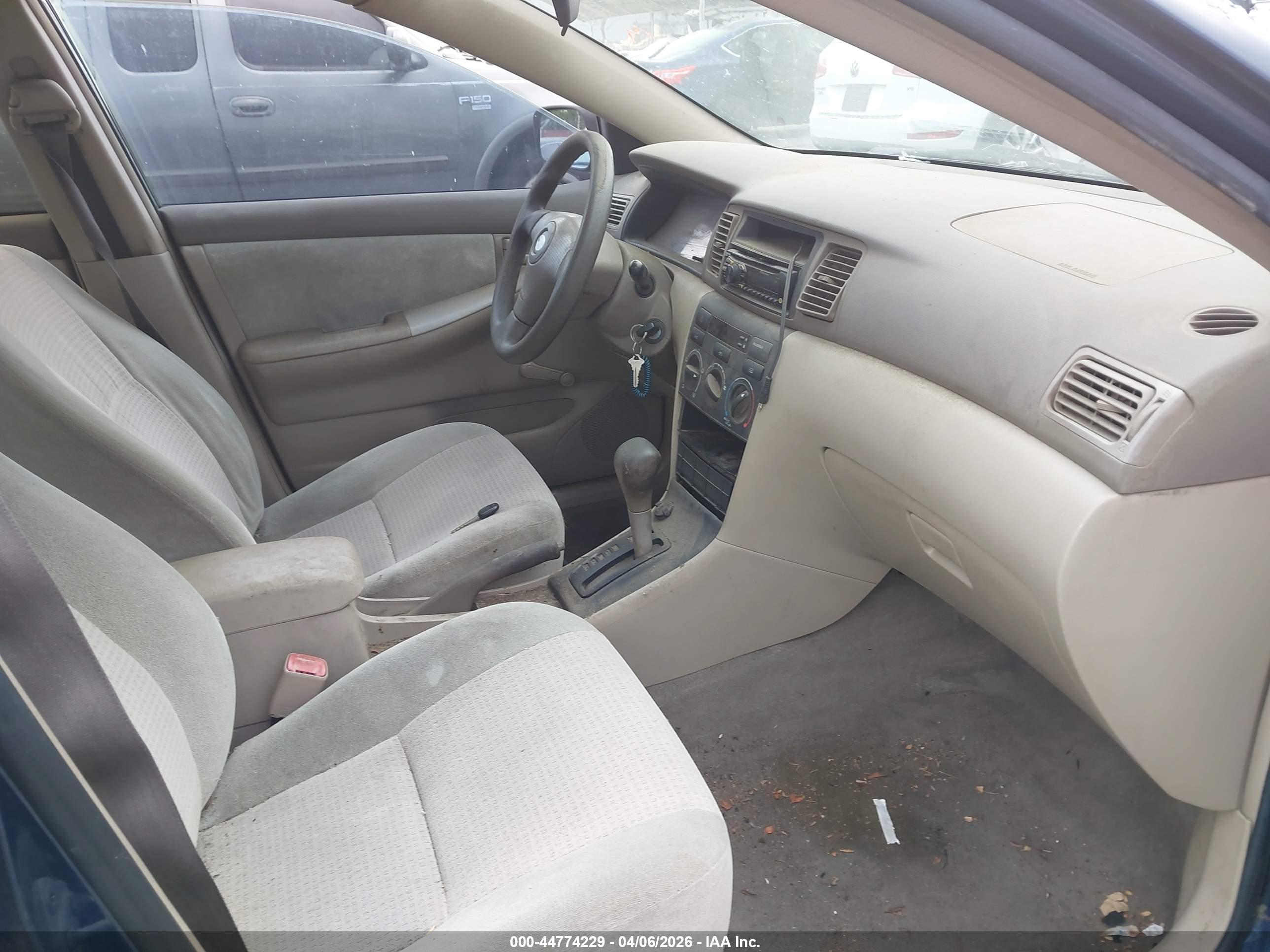 TOYOTA COROLLA image 5