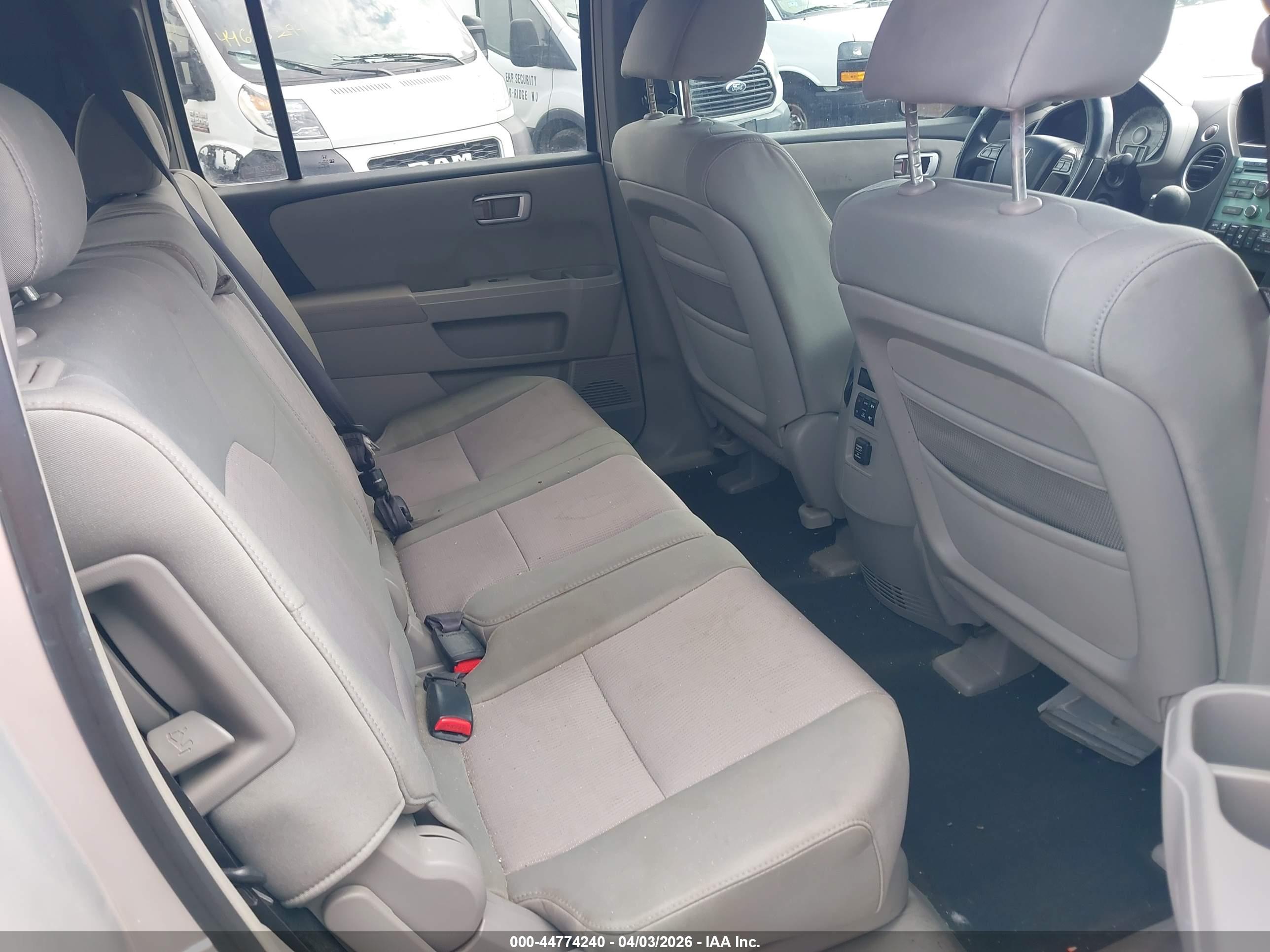 HONDA PILOT image 8