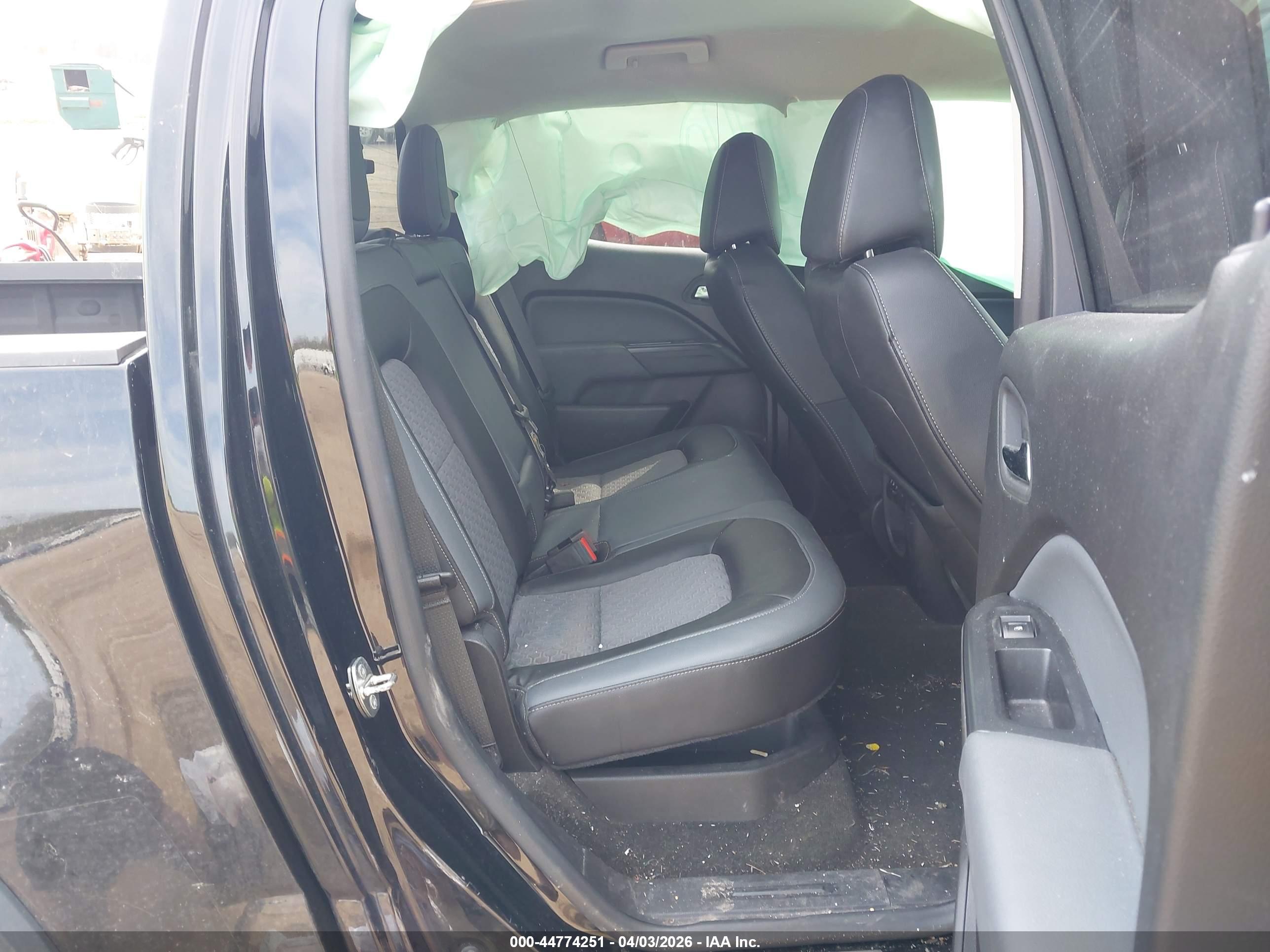 CHEVROLET COLORADO image 8