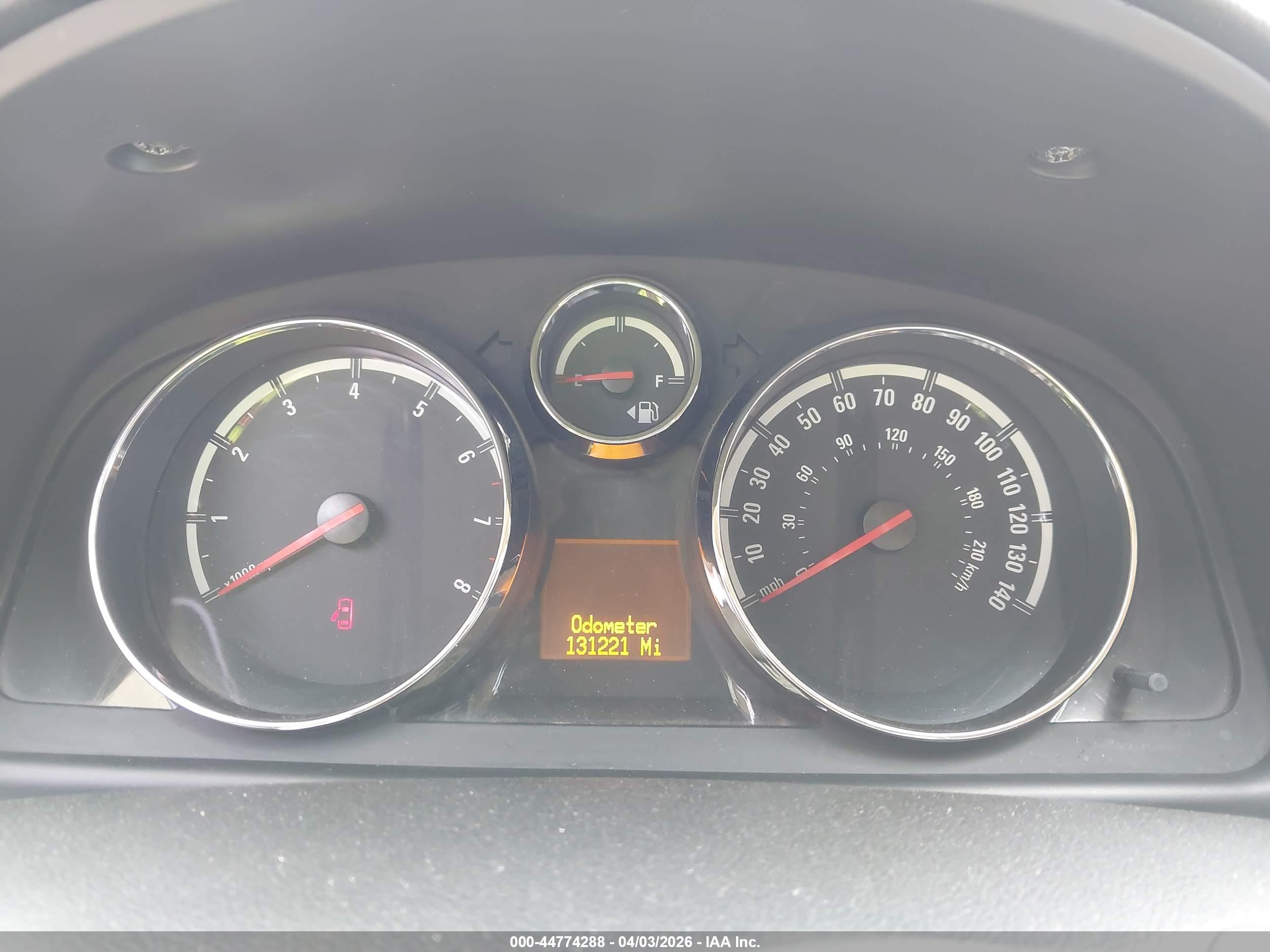 SATURN VUE image 7