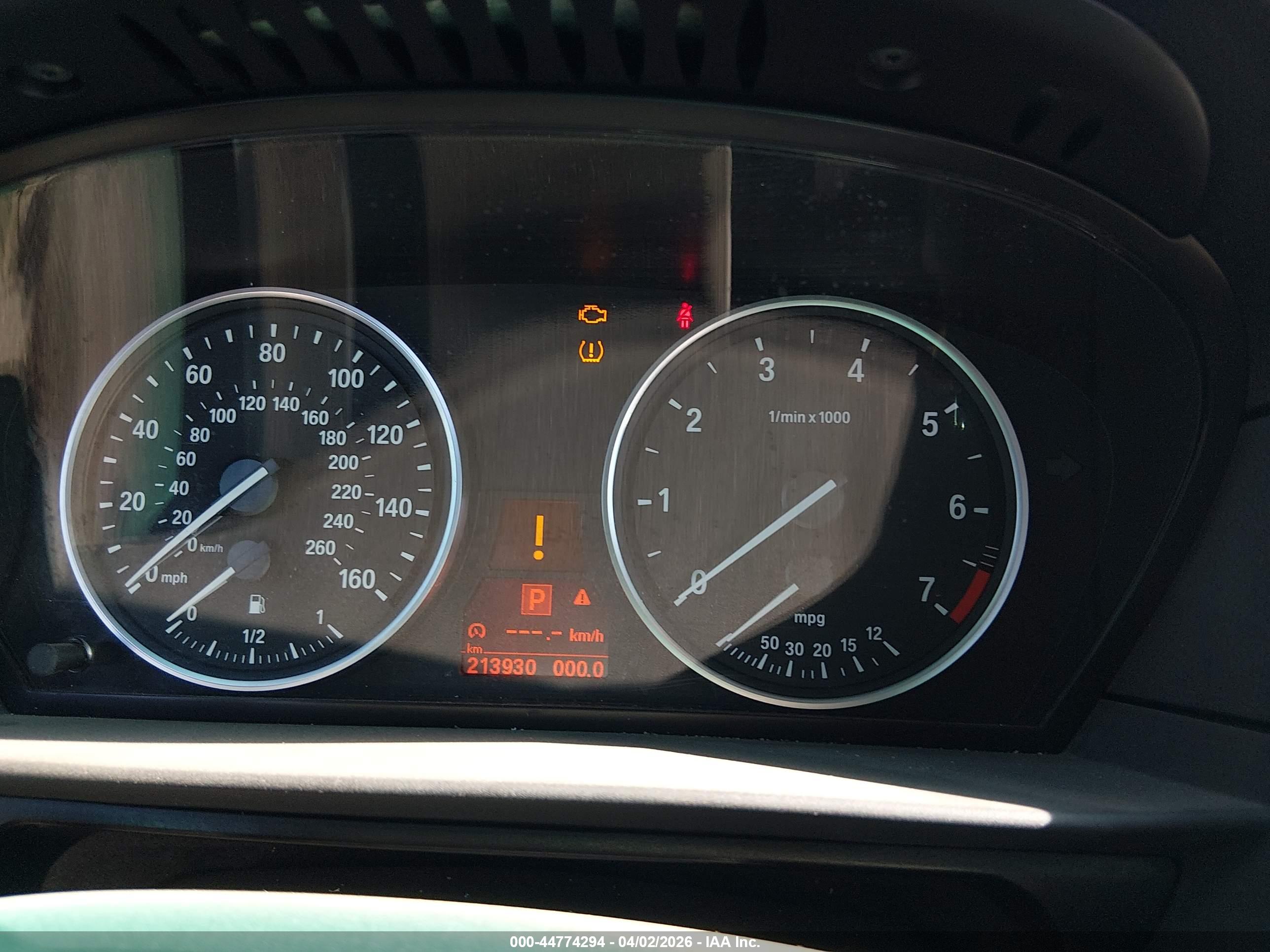 BMW 550I image 7
