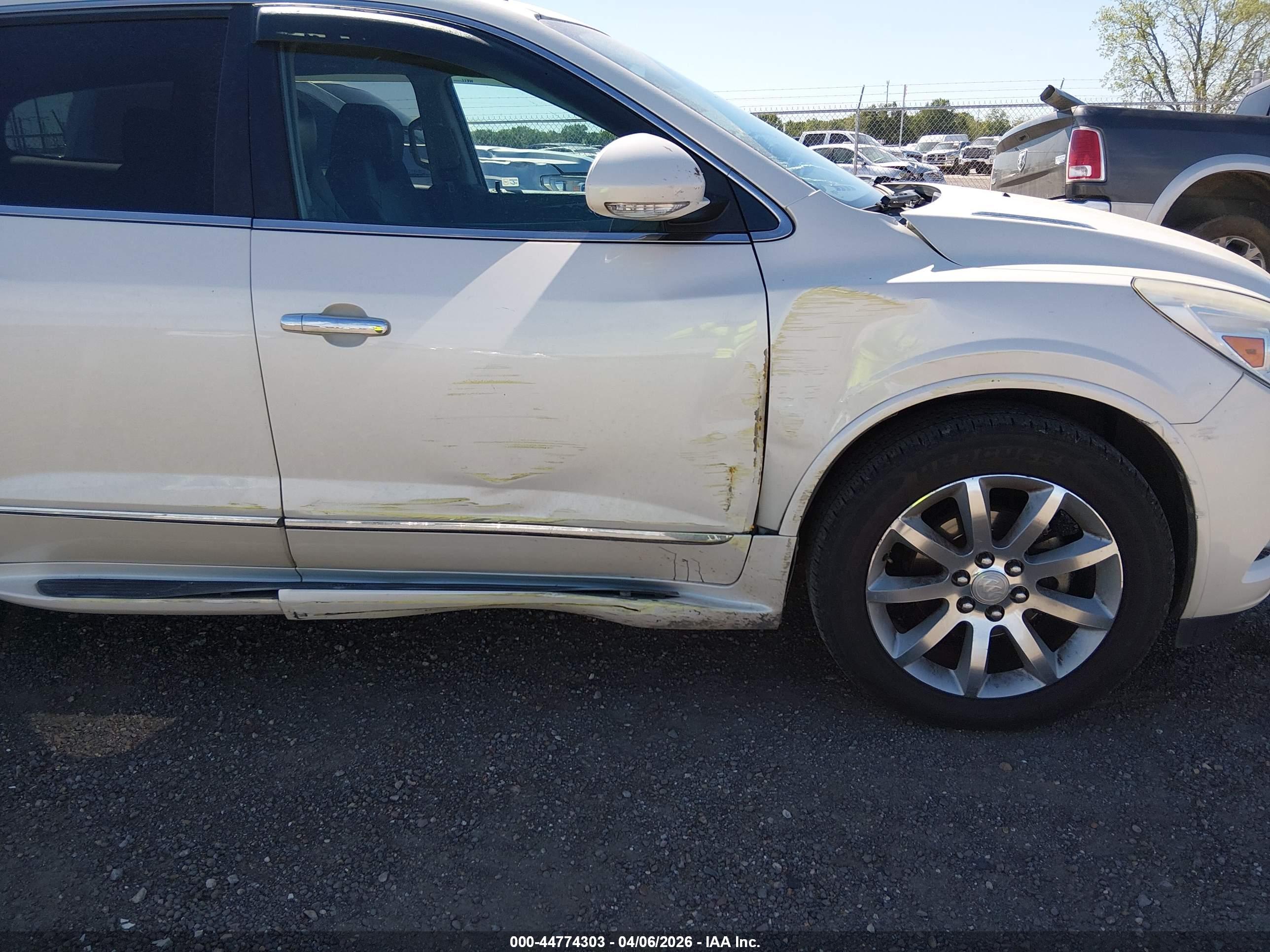 BUICK ENCLAVE image 6