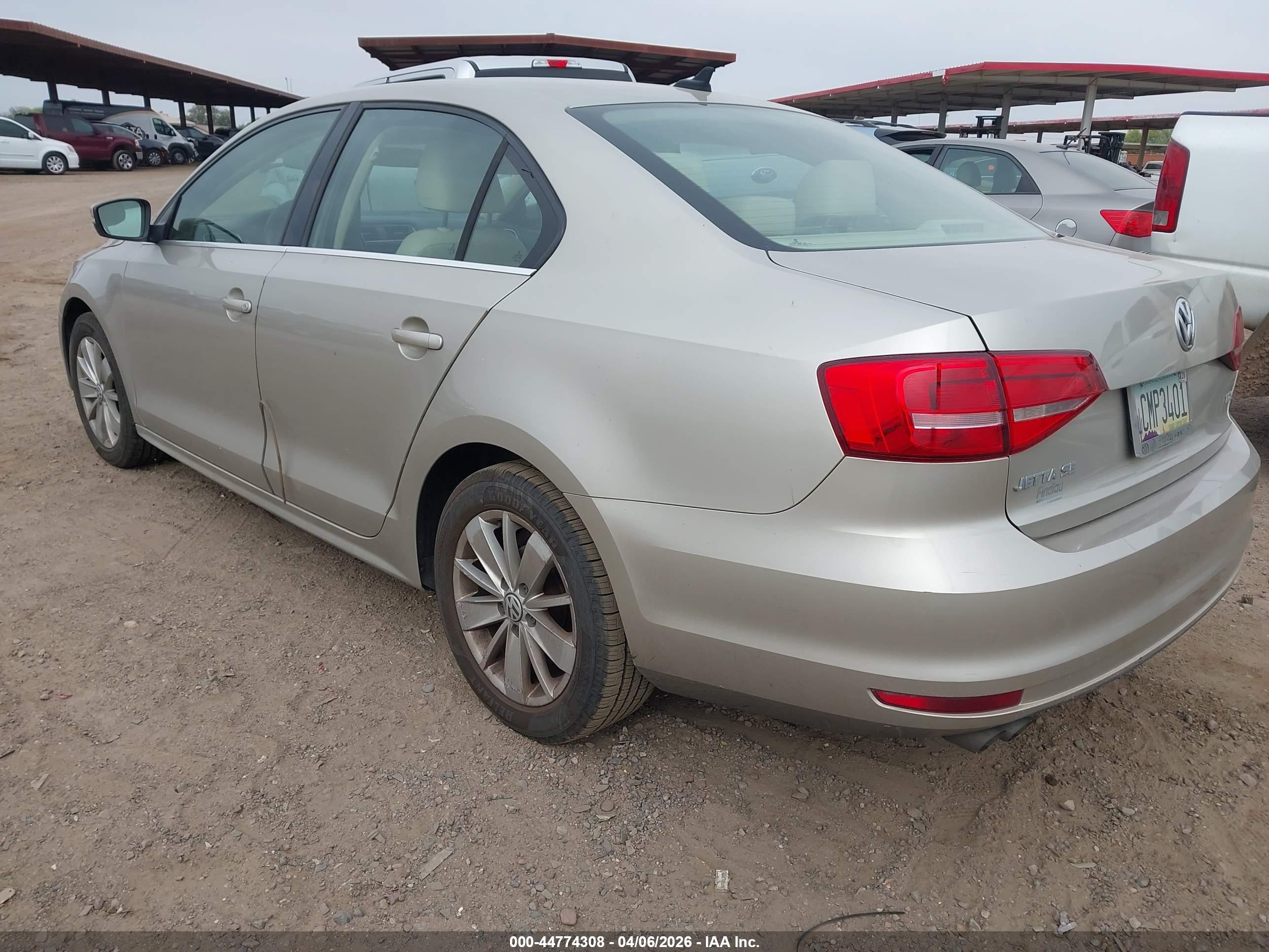 VOLKSWAGEN JETTA image 3