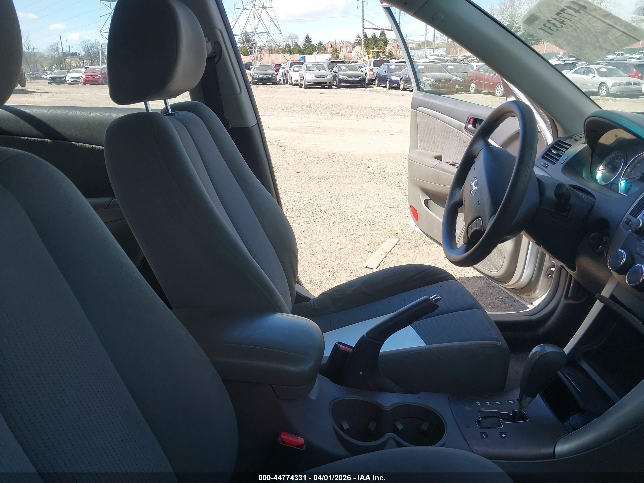 HYUNDAI SONATA image 5