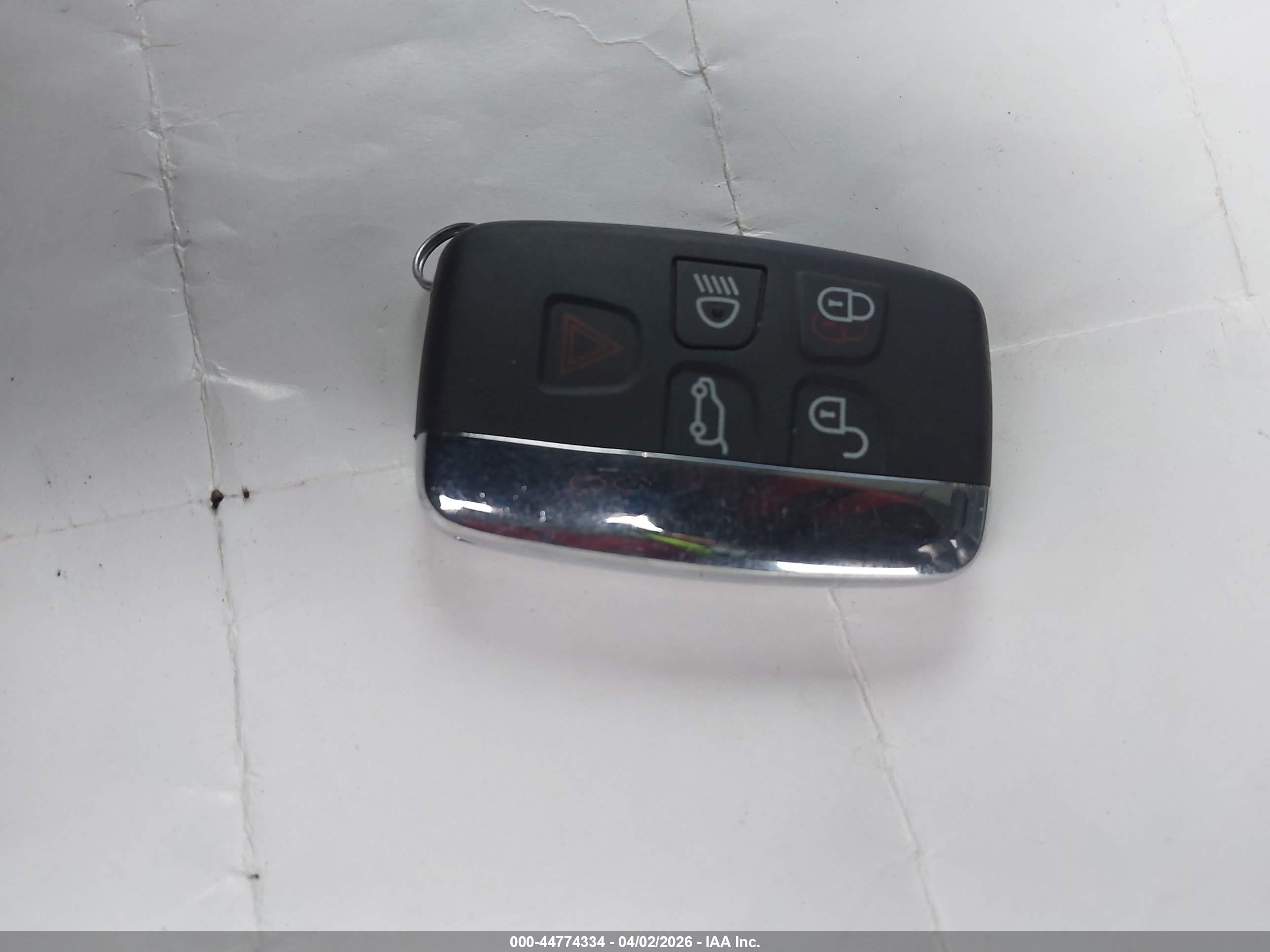 LAND ROVER image 11