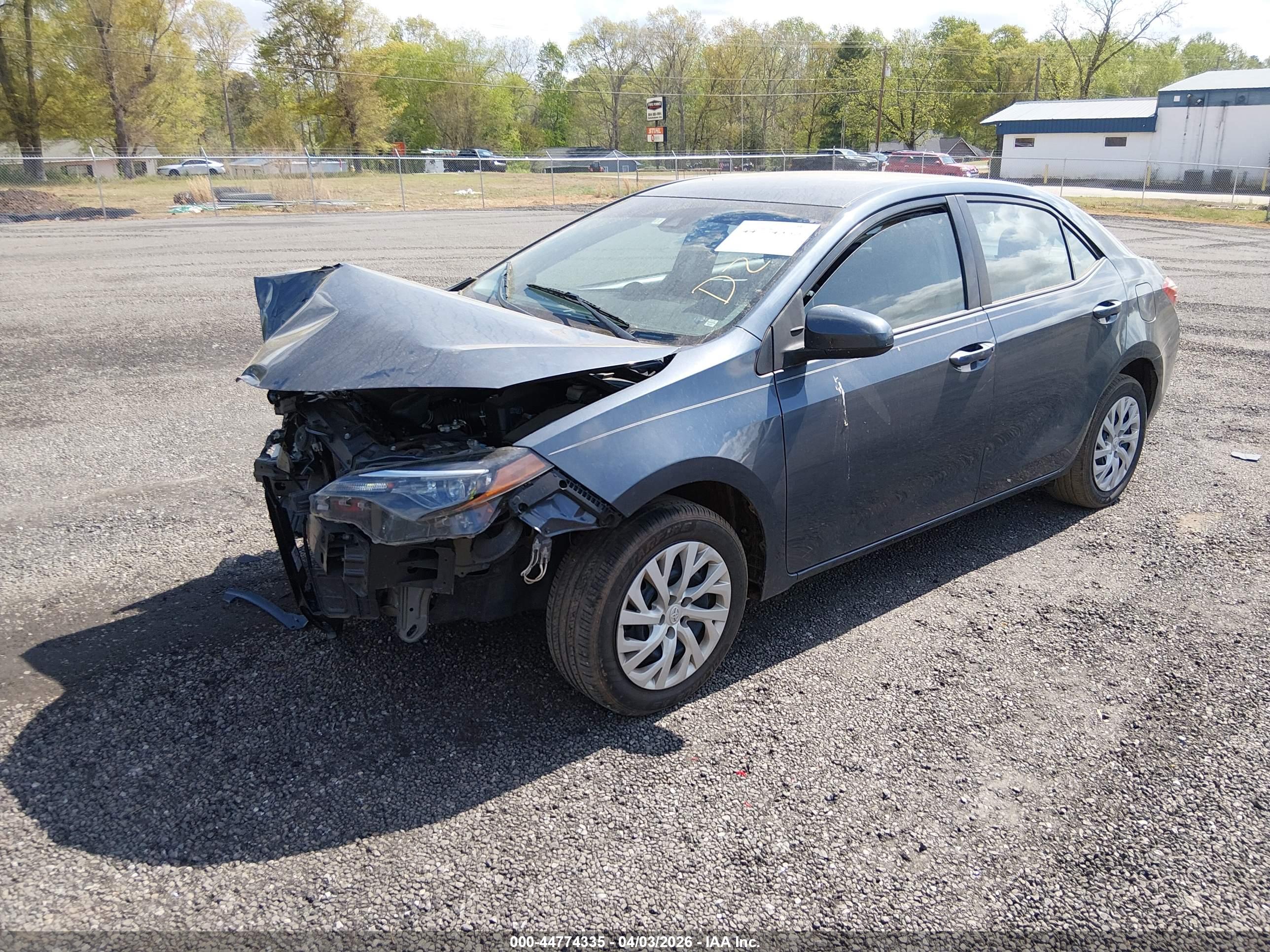 TOYOTA COROLLA image 2