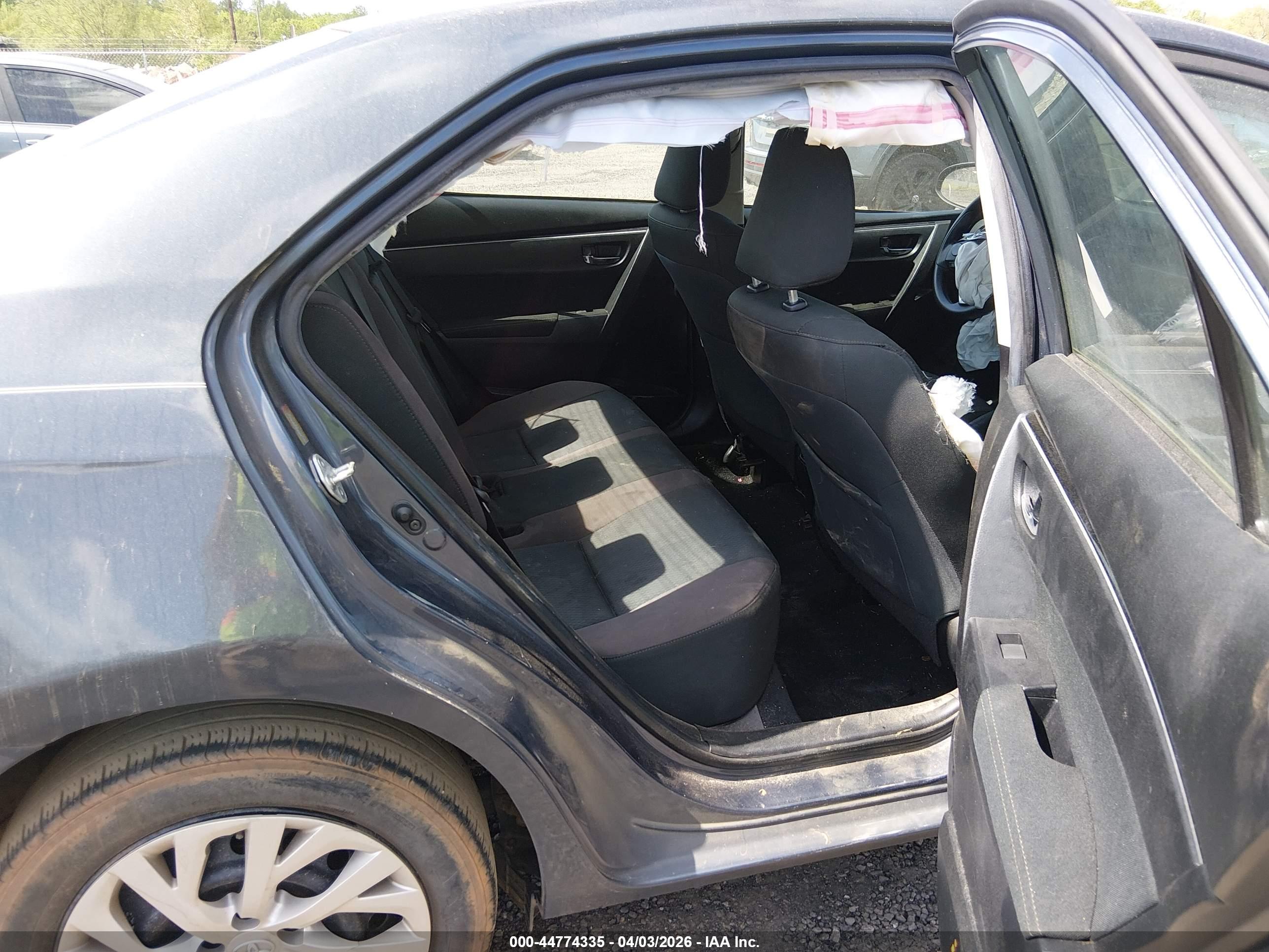 TOYOTA COROLLA image 8