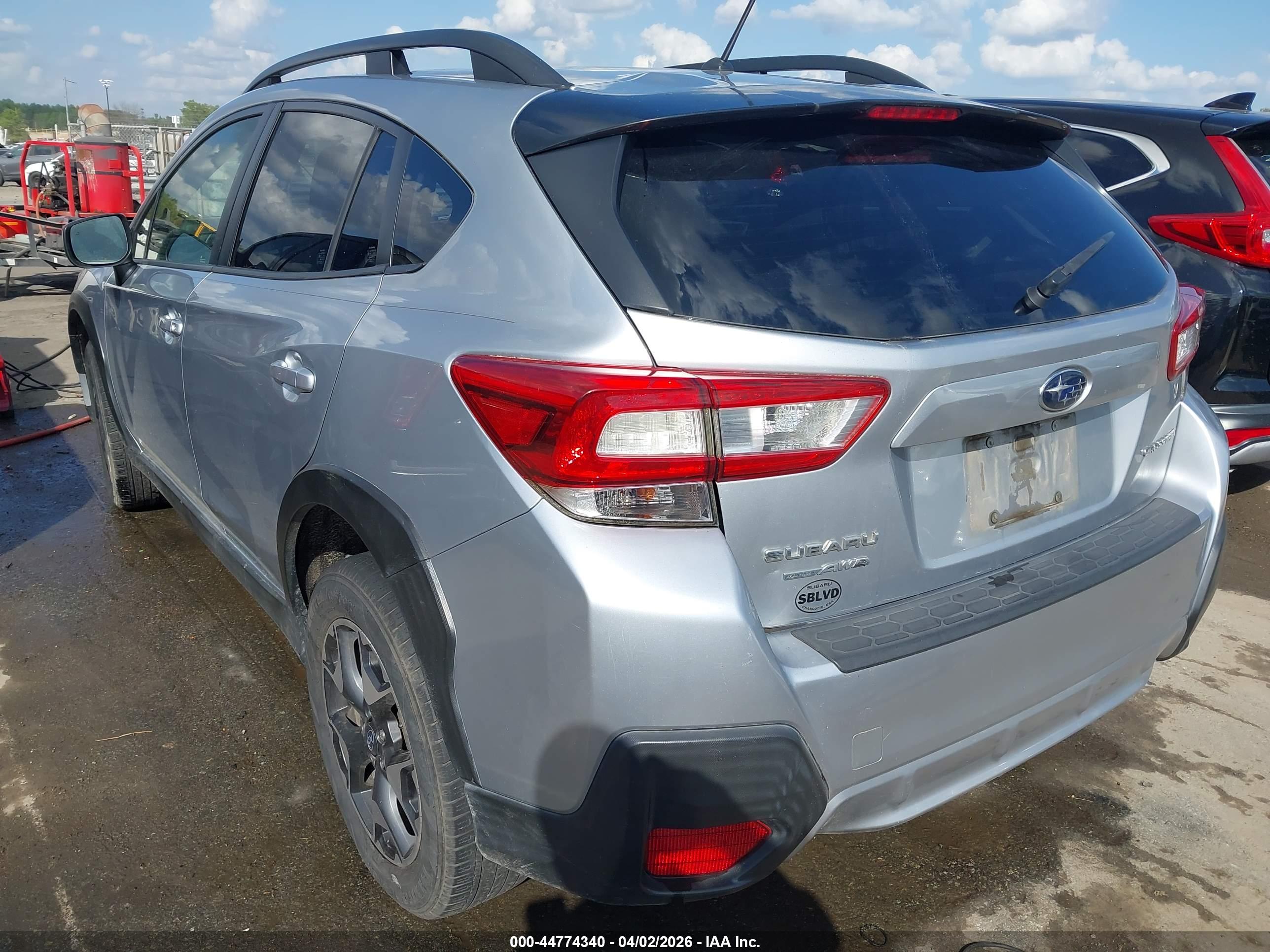 SUBARU CROSSTREK image 3