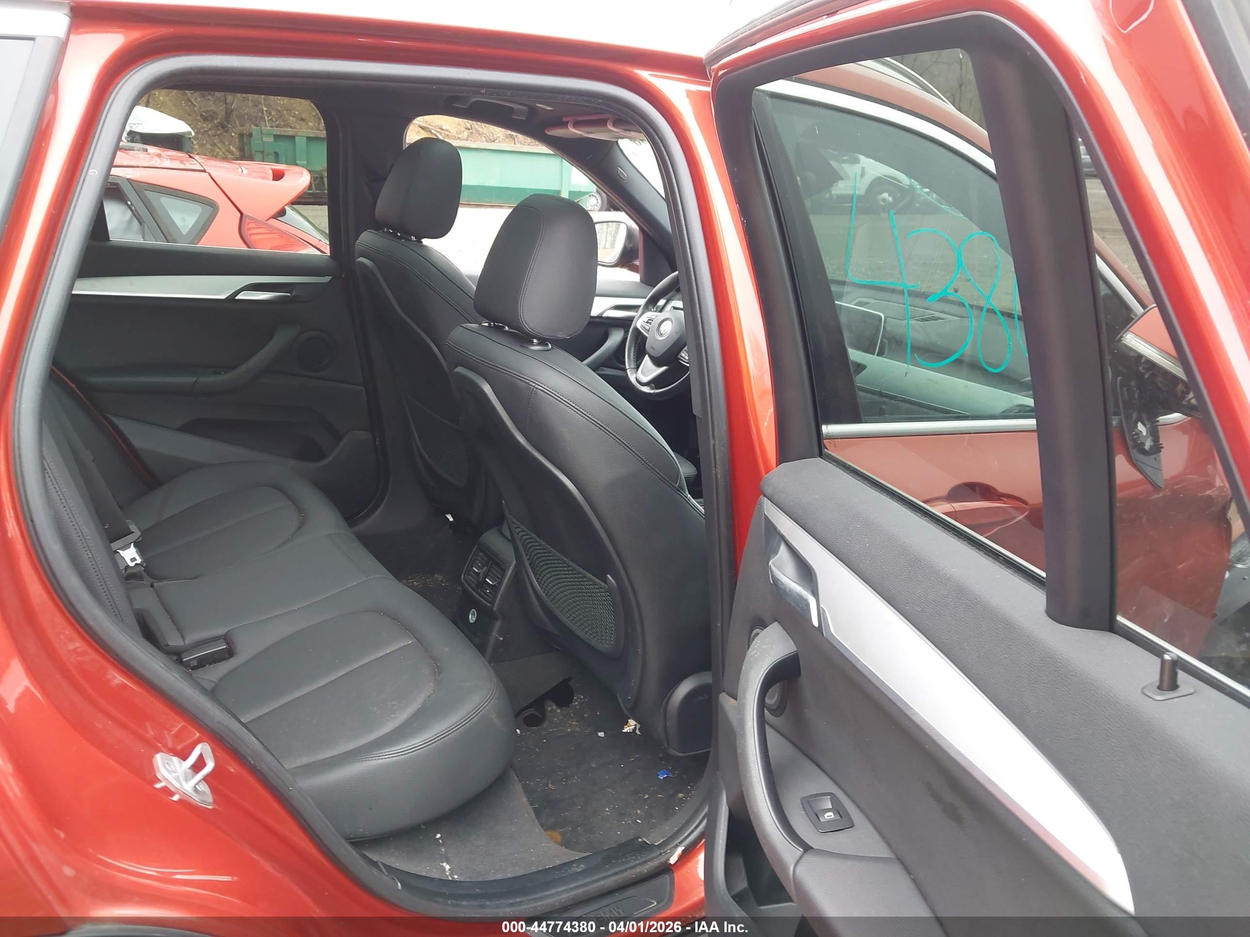 BMW X1 image 8