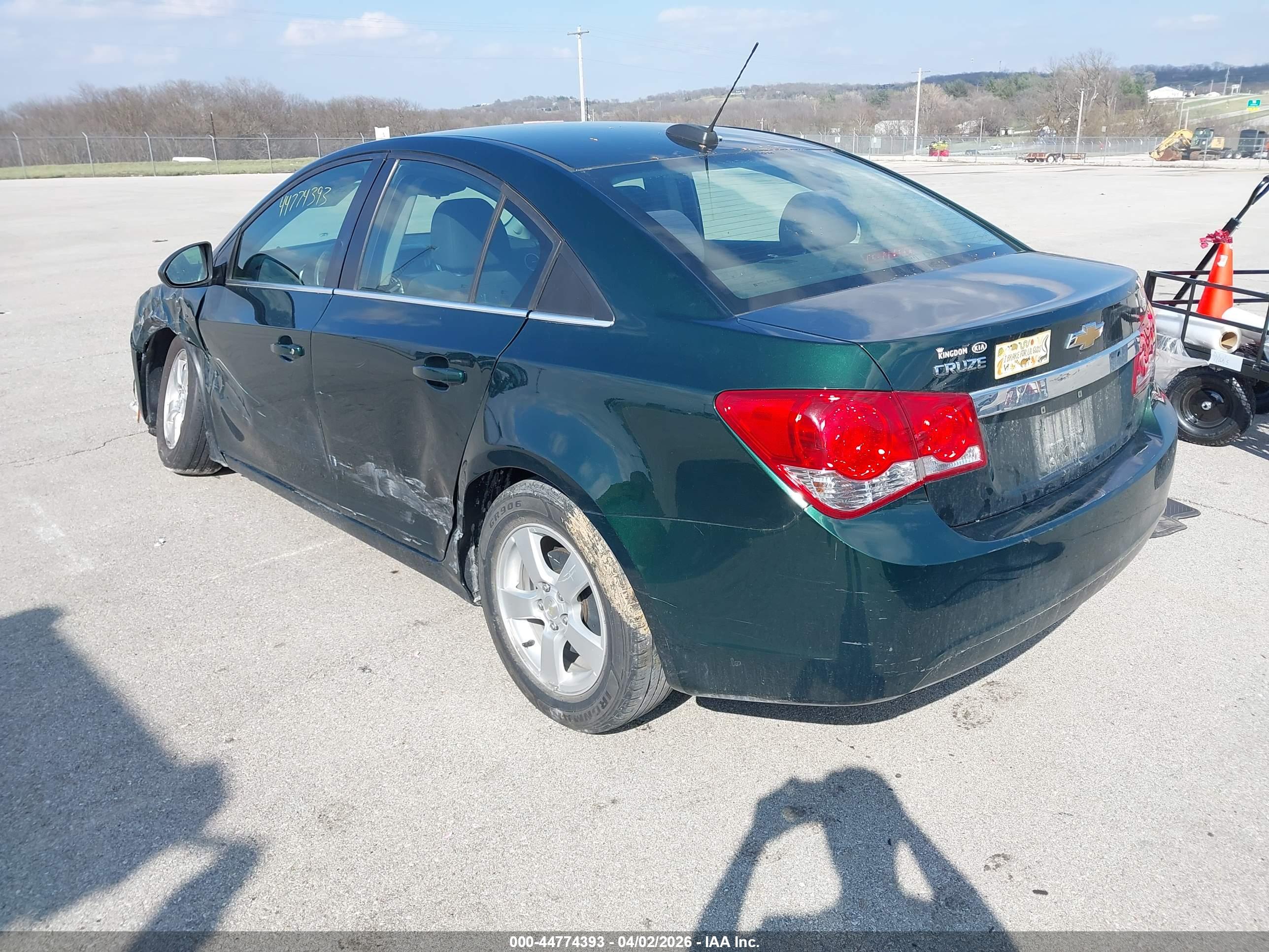 CHEVROLET CRUZE image 3