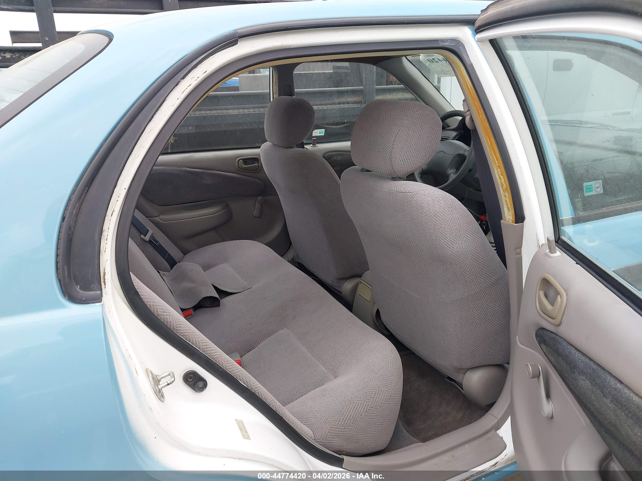 CHEVROLET PRIZM image 8