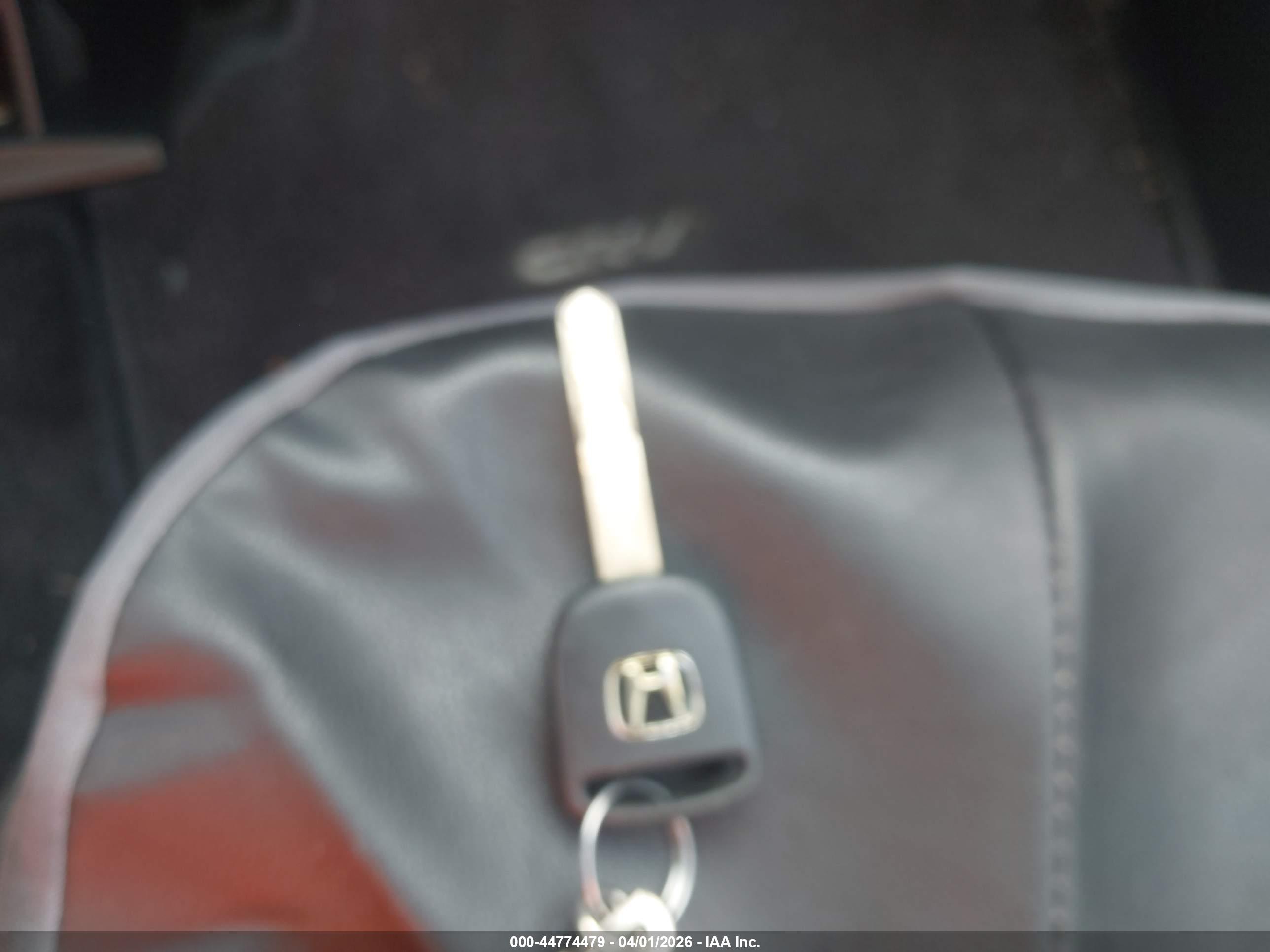 HONDA CR-V image 11