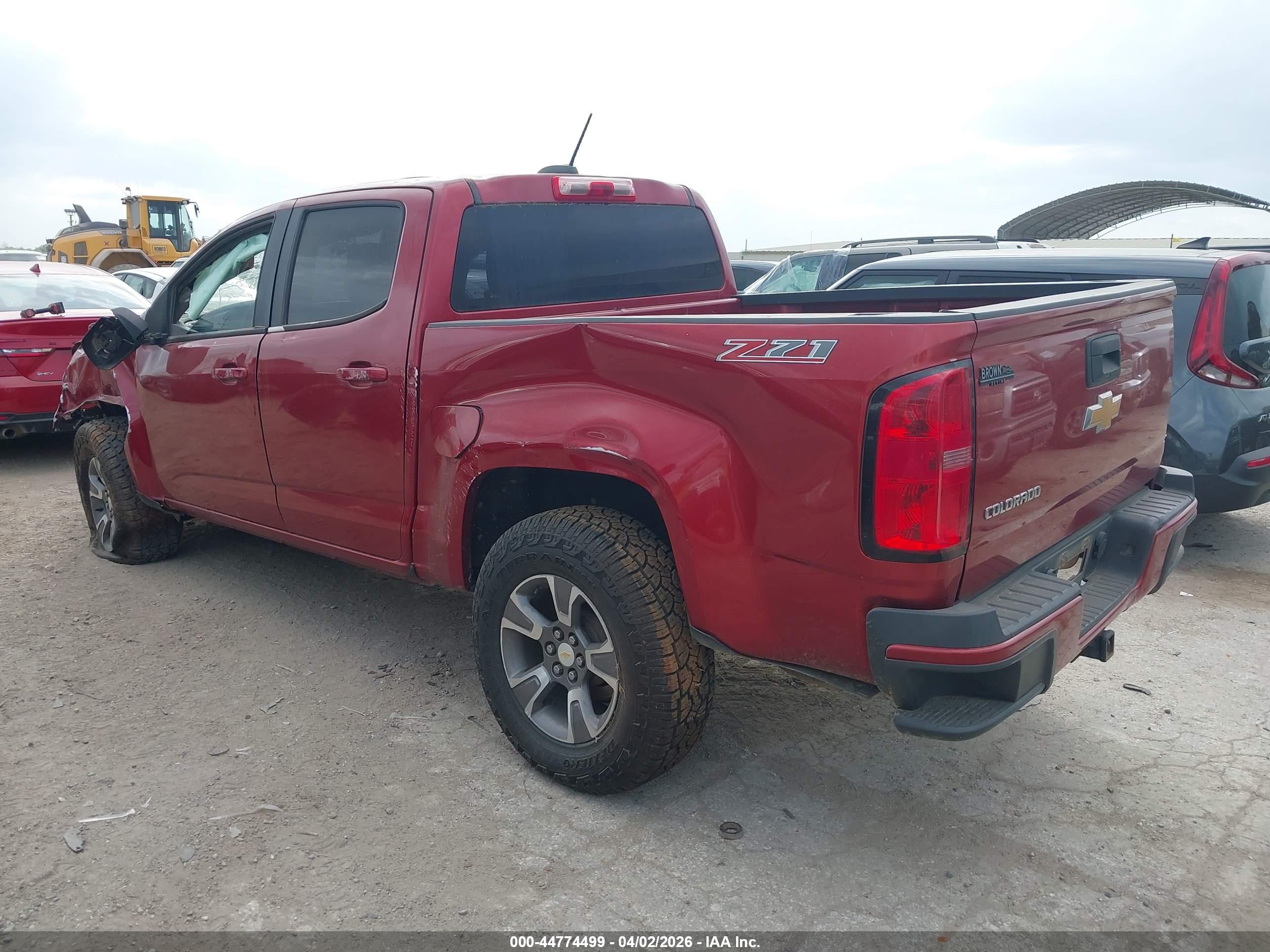 CHEVROLET COLORADO image 3