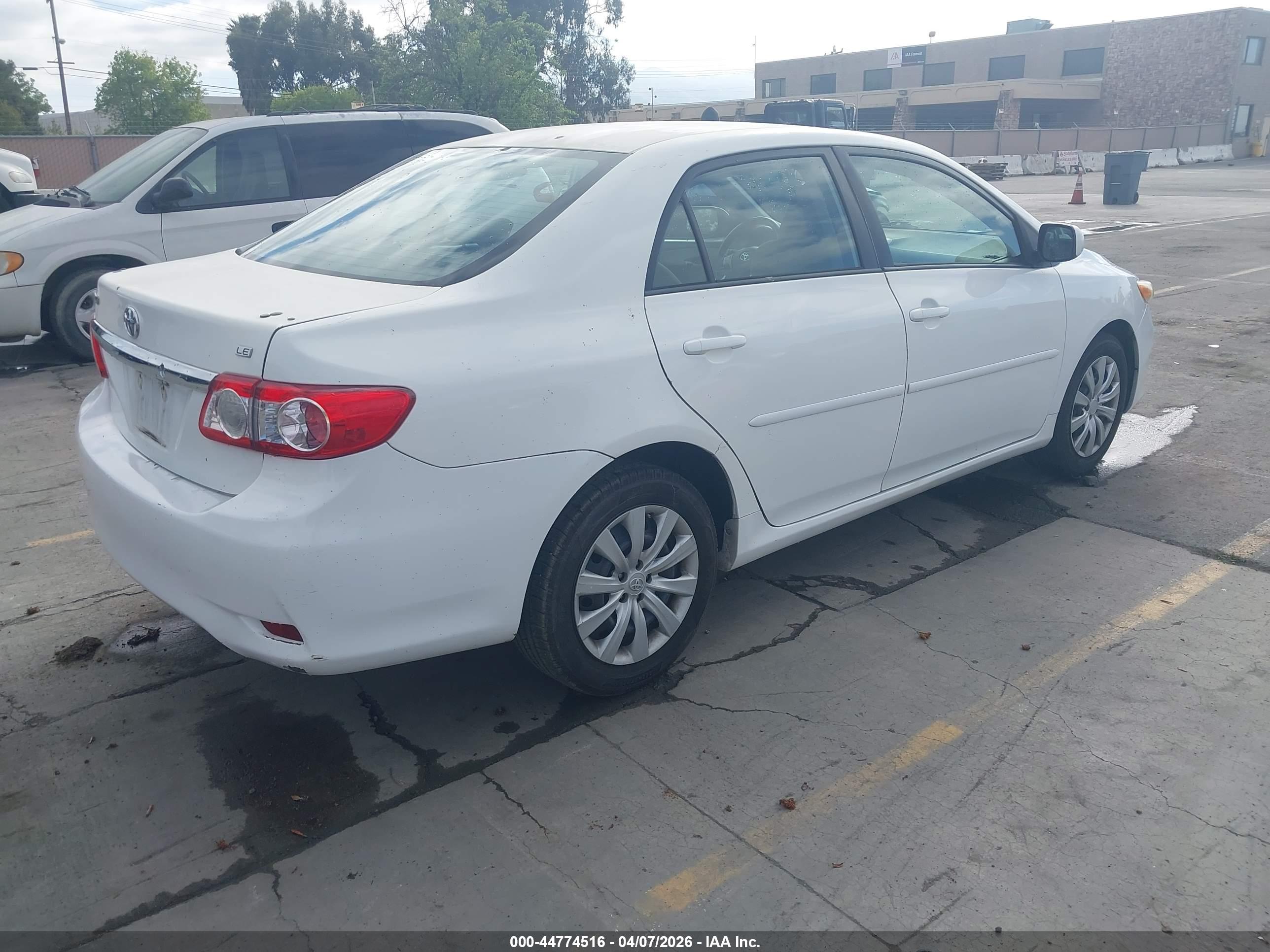 TOYOTA COROLLA image 4