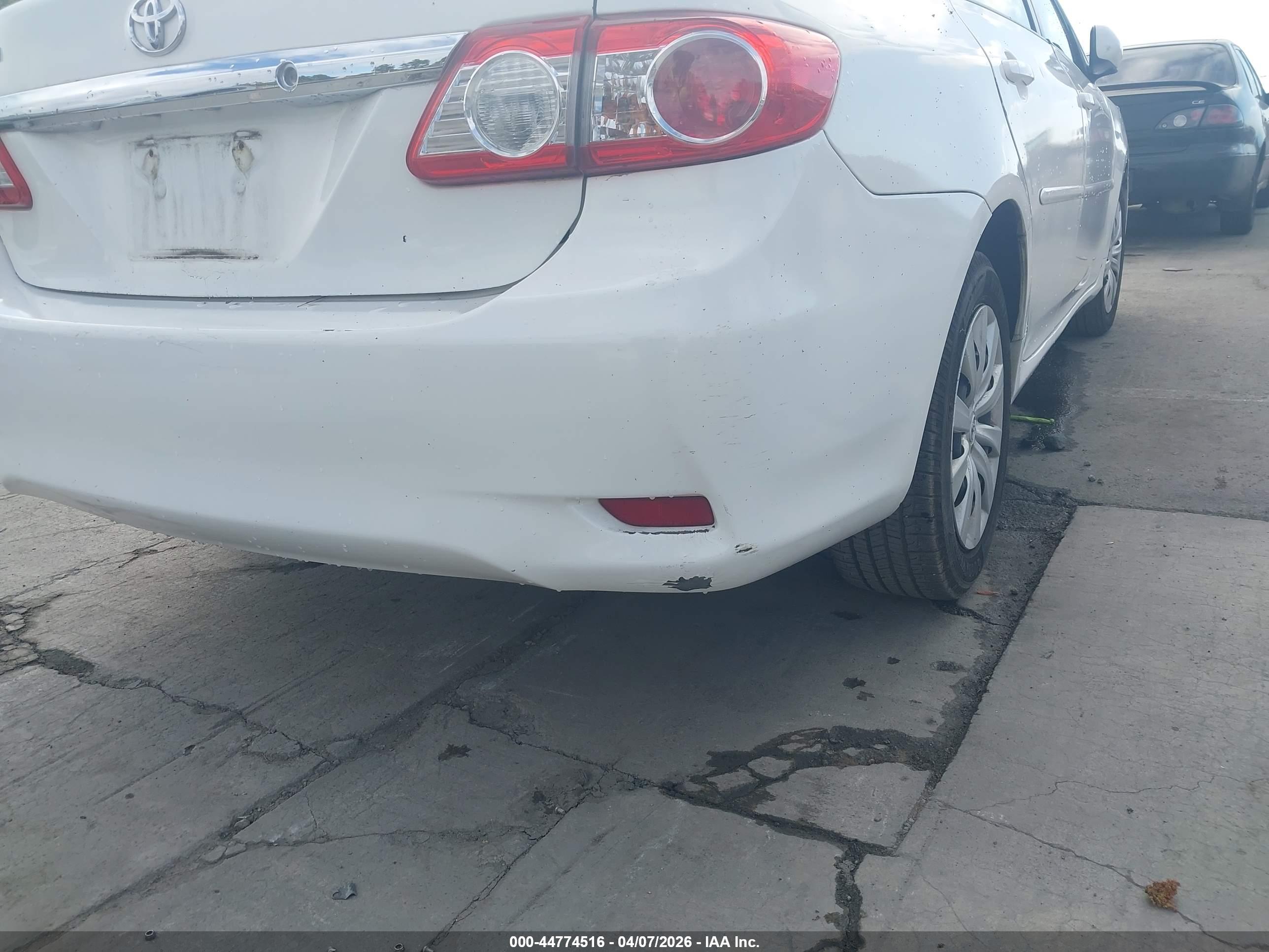 TOYOTA COROLLA image 6