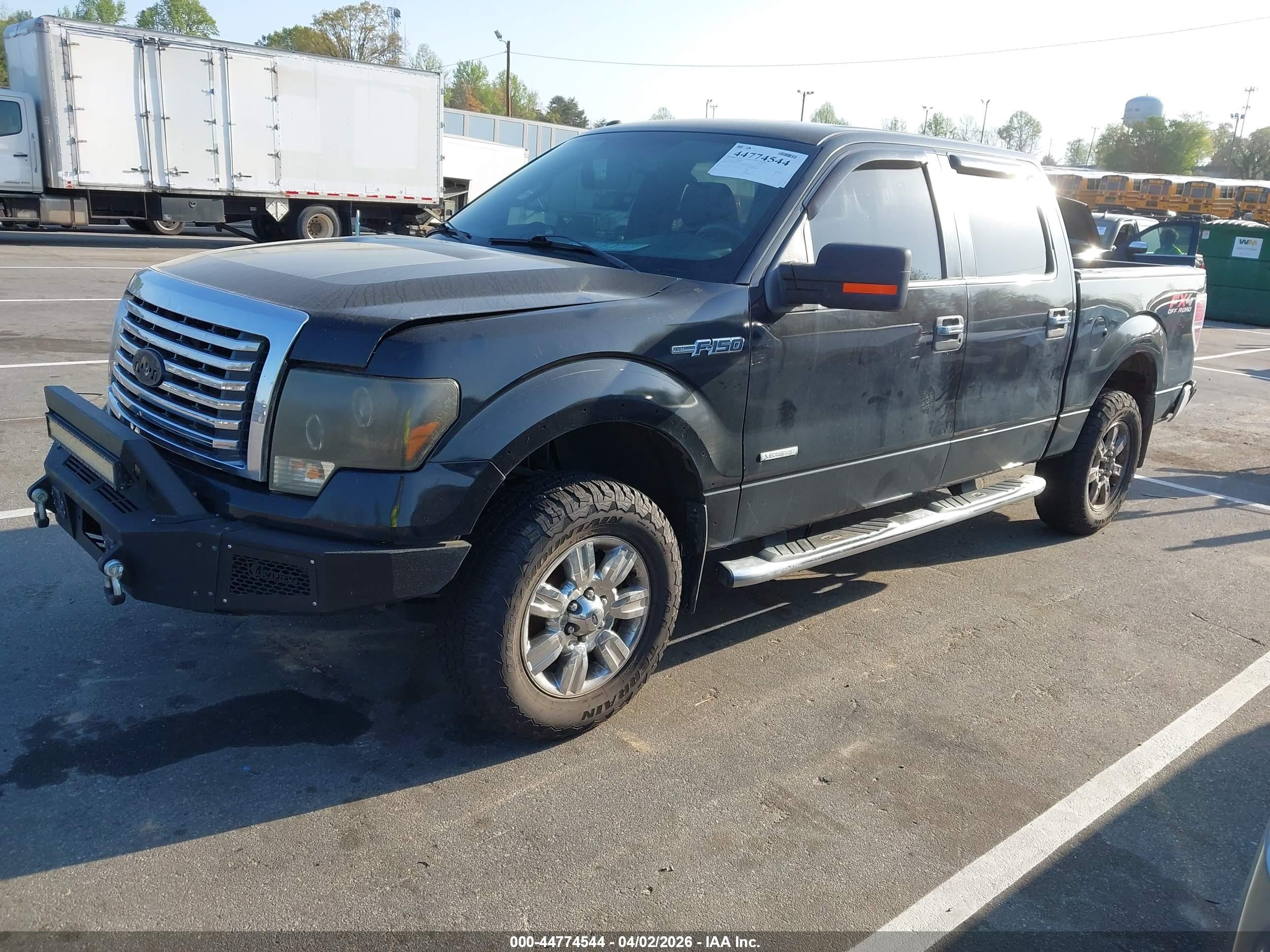 FORD F-150 image 2