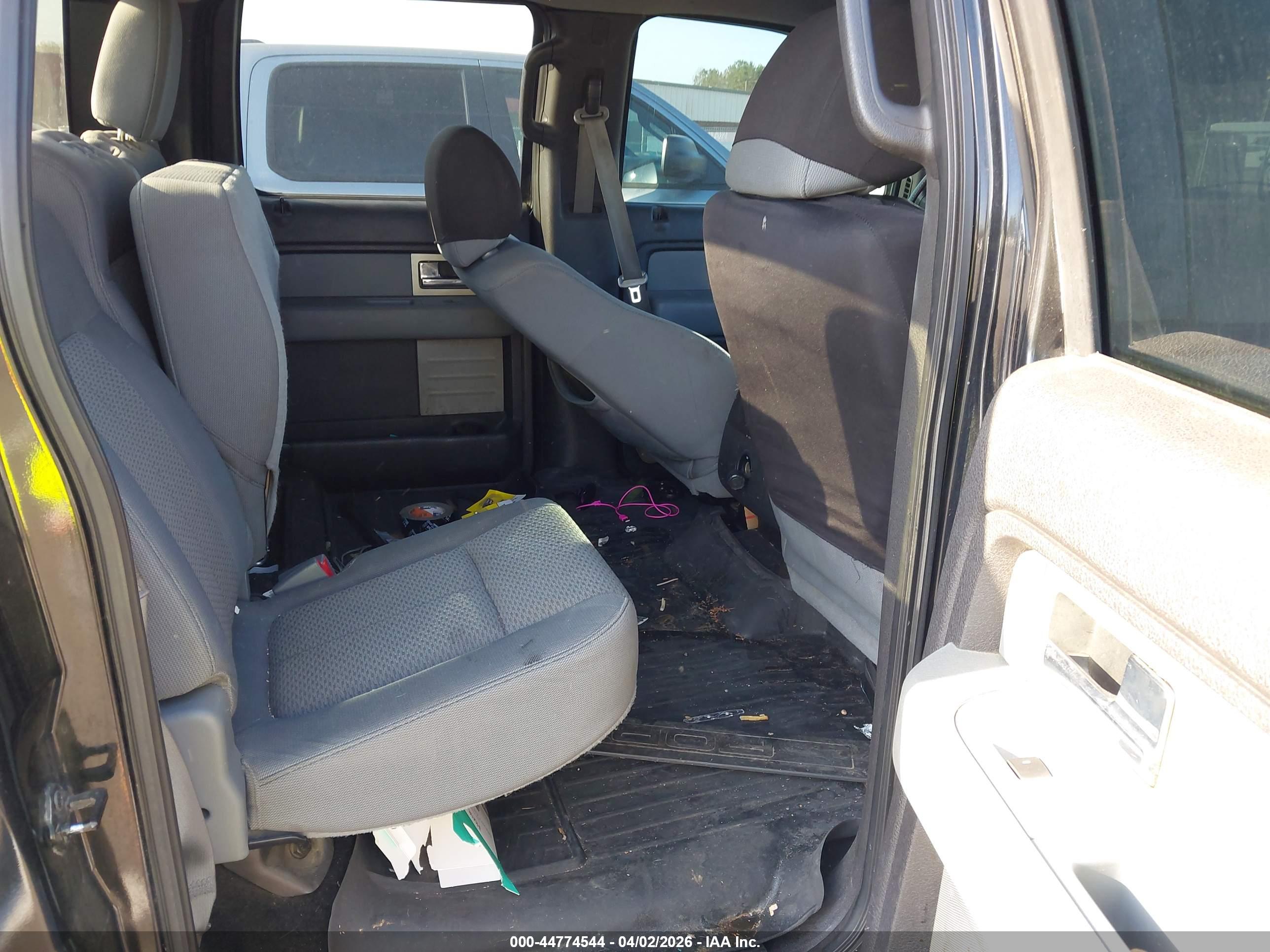FORD F-150 image 8