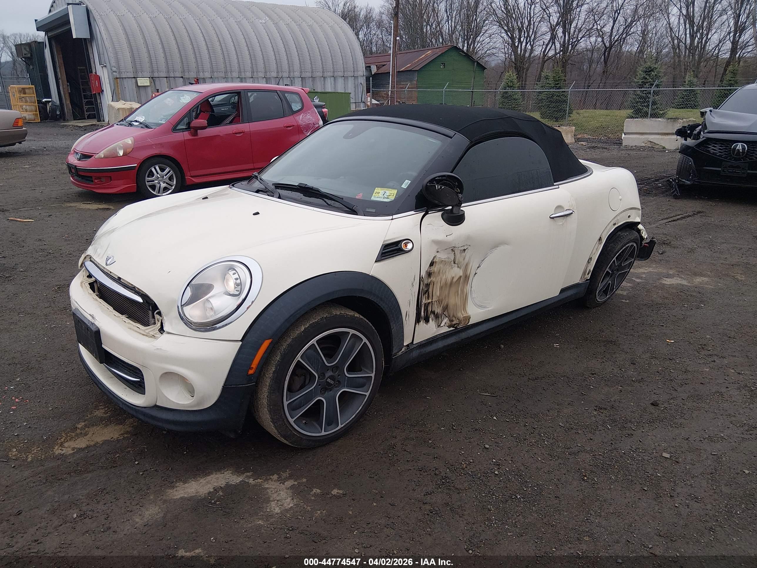 MINI COOPER image 2