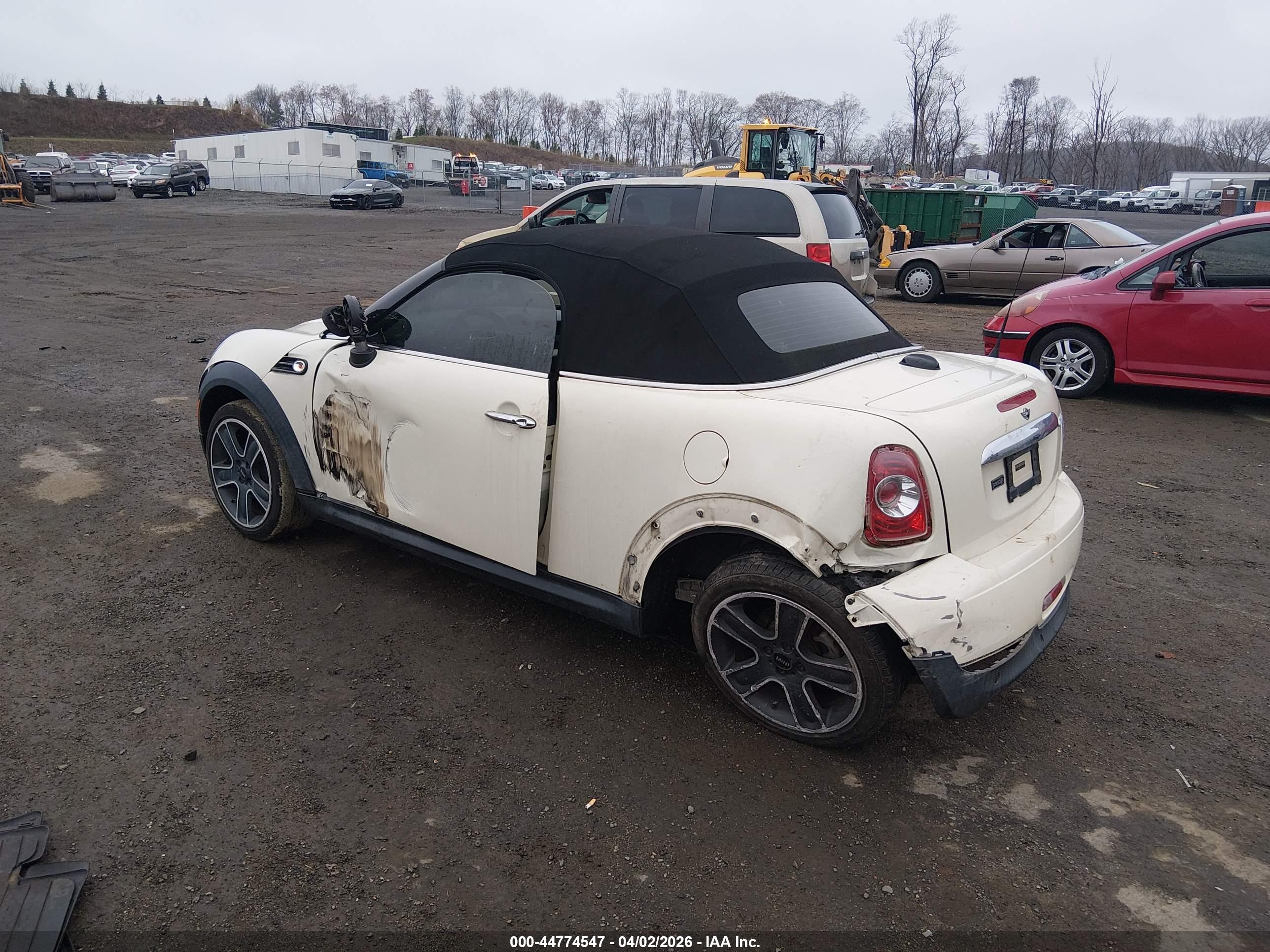 MINI COOPER image 3