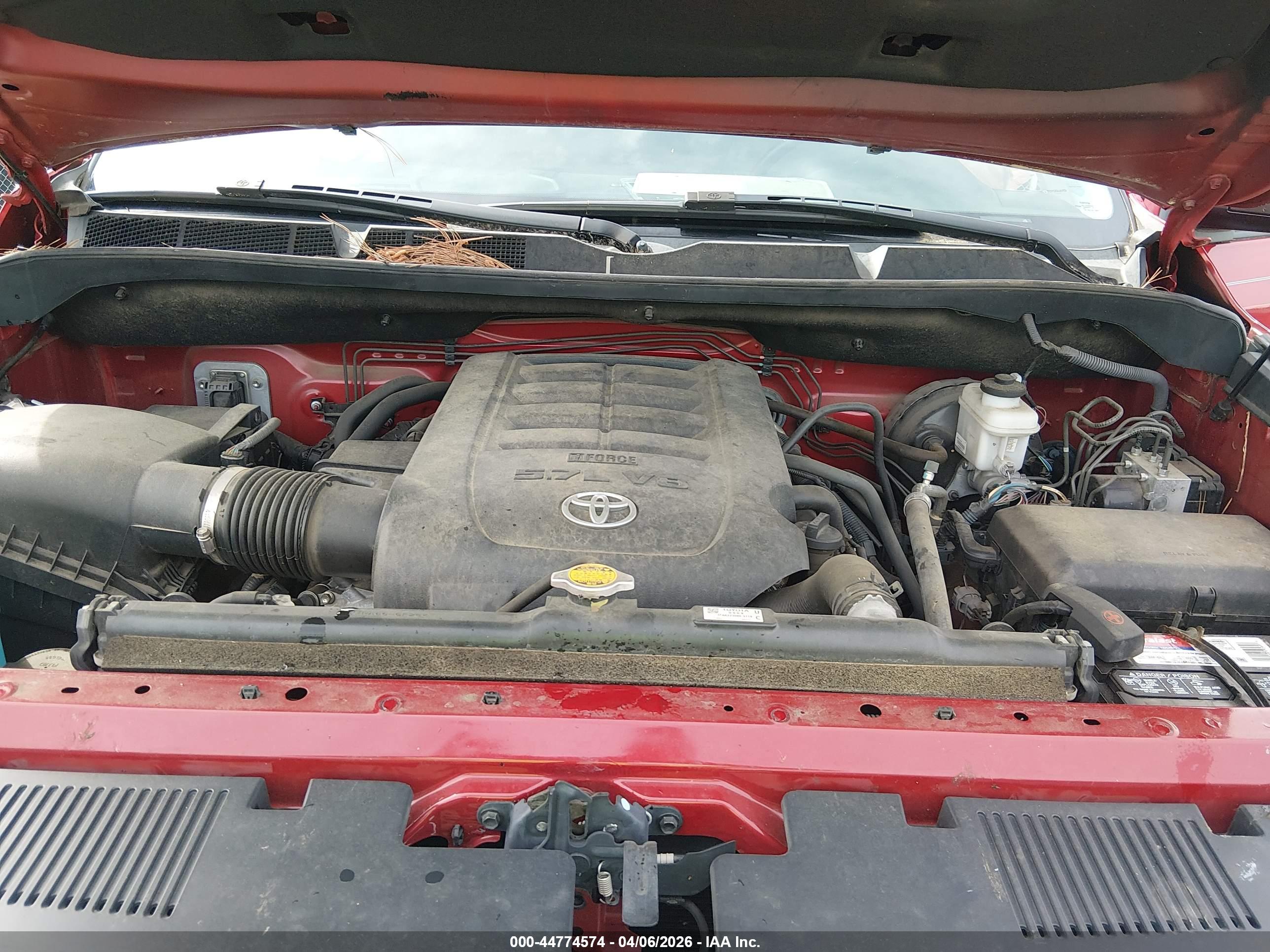 TOYOTA TUNDRA image 10