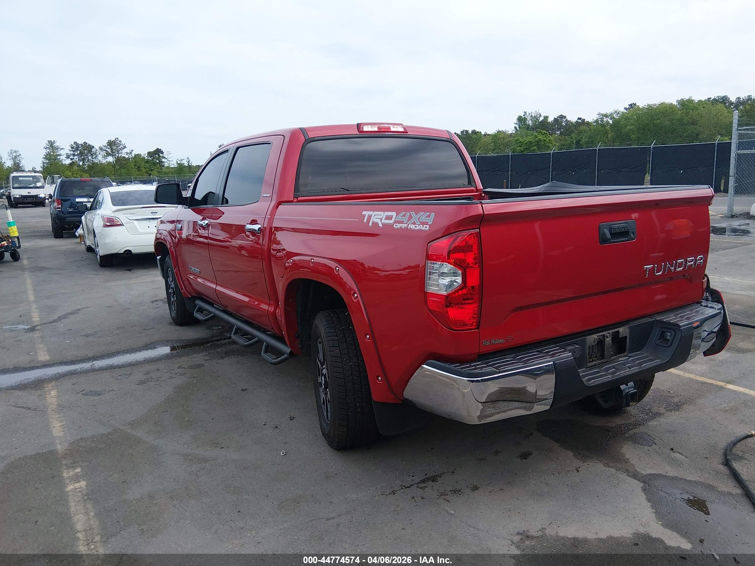 TOYOTA TUNDRA image 3