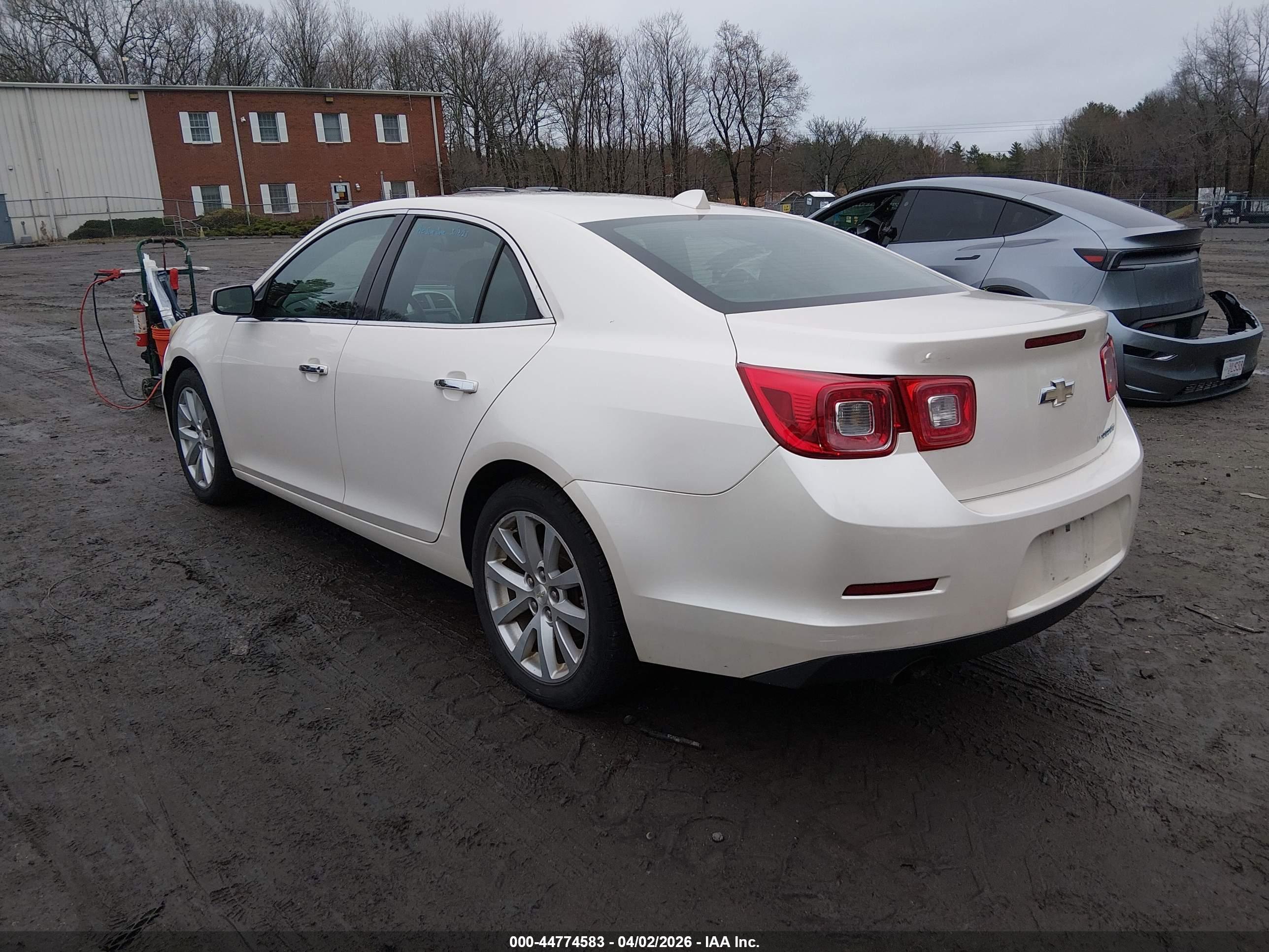 CHEVROLET MALIBU image 3