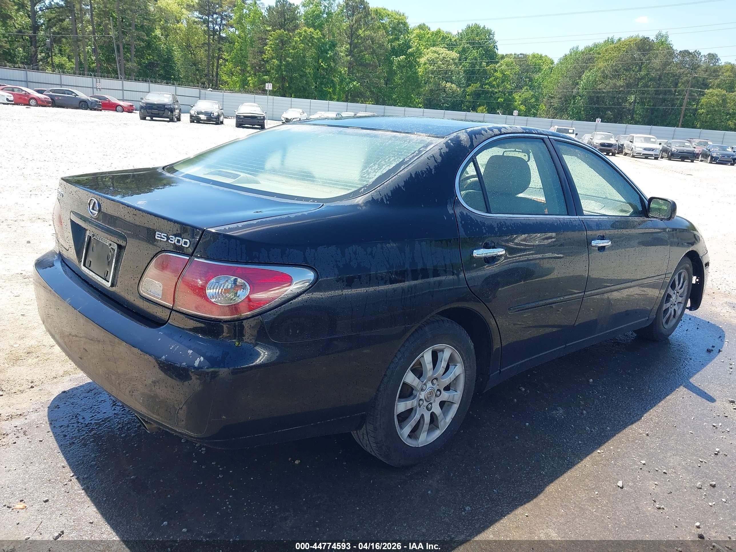 LEXUS ES image 4
