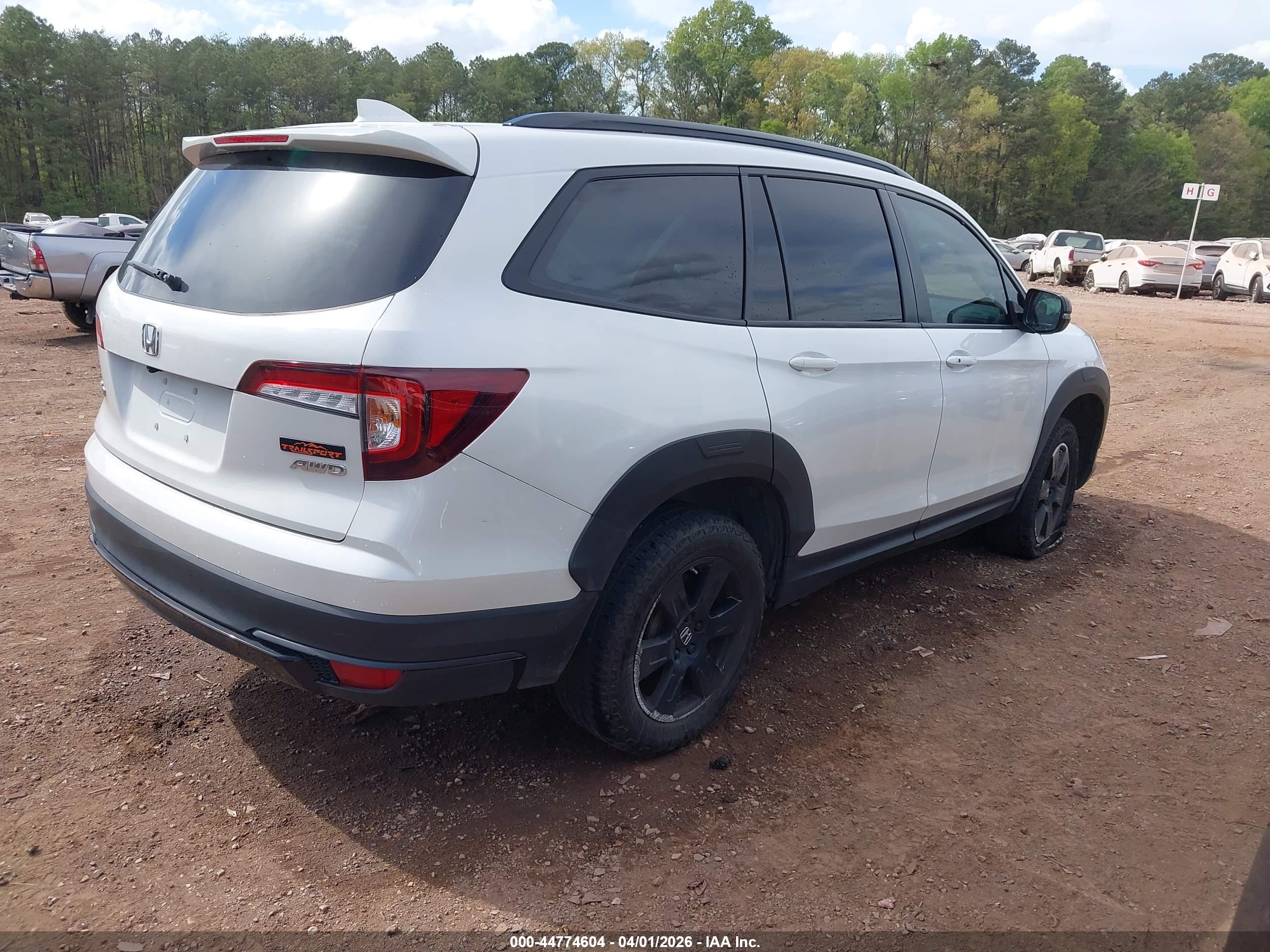 HONDA PILOT image 4