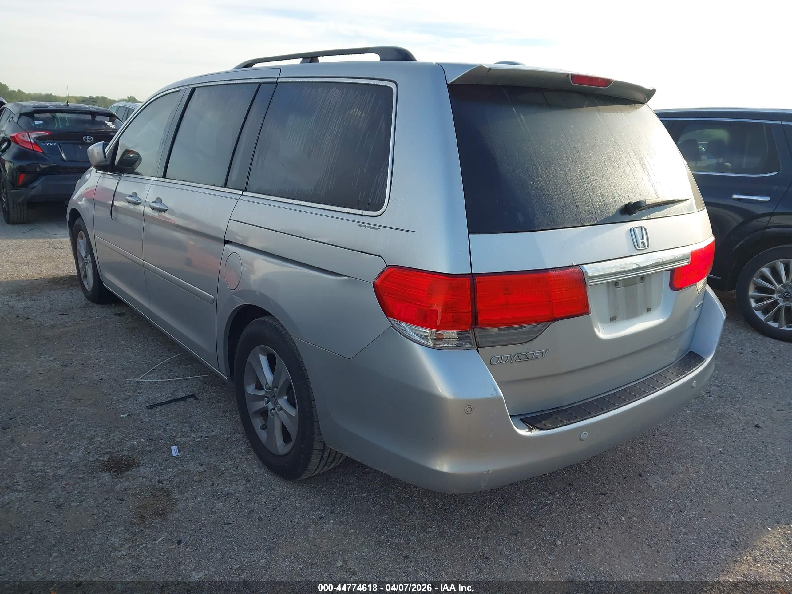 HONDA ODYSSEY image 3