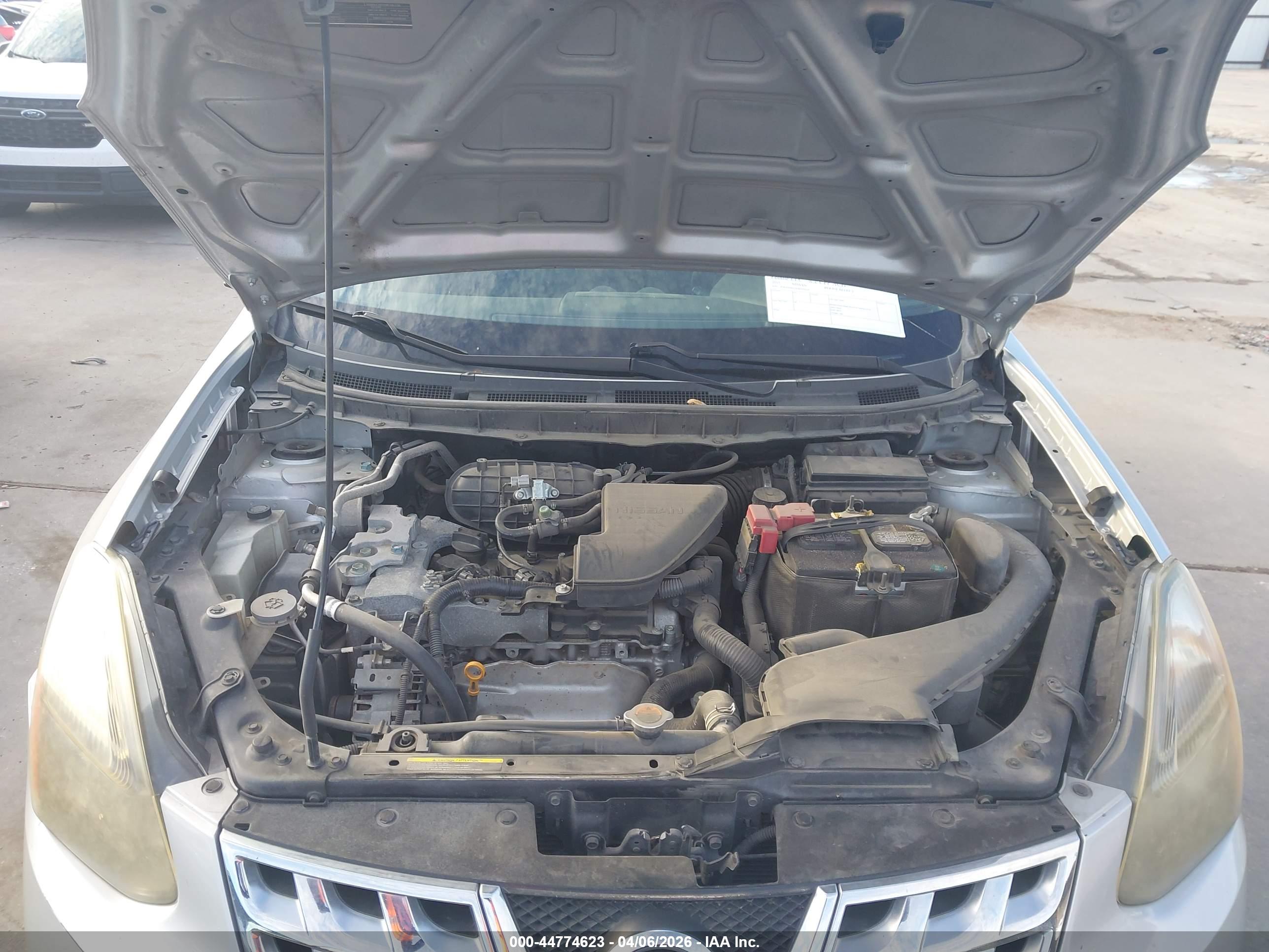NISSAN ROGUE image 10