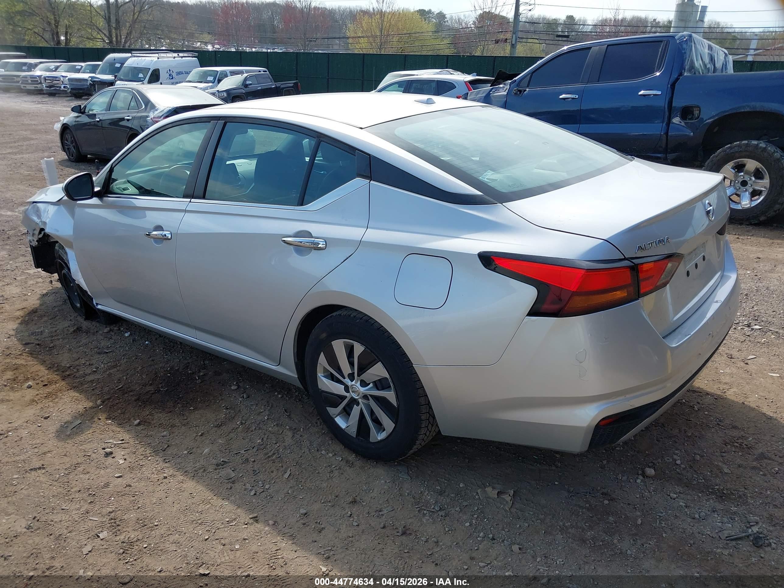 NISSAN ALTIMA image 3