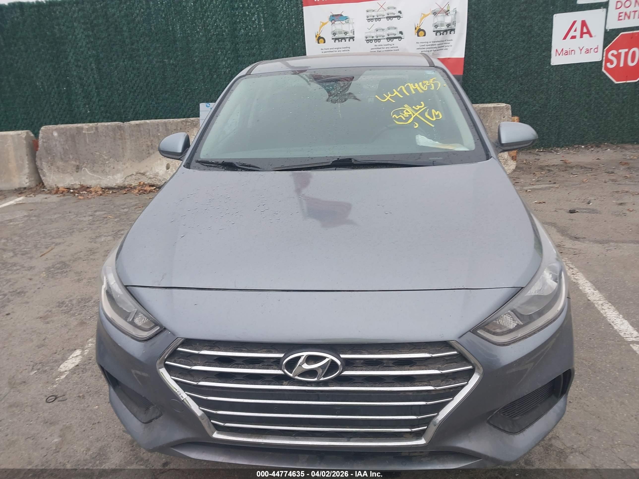 HYUNDAI ACCENT image 6