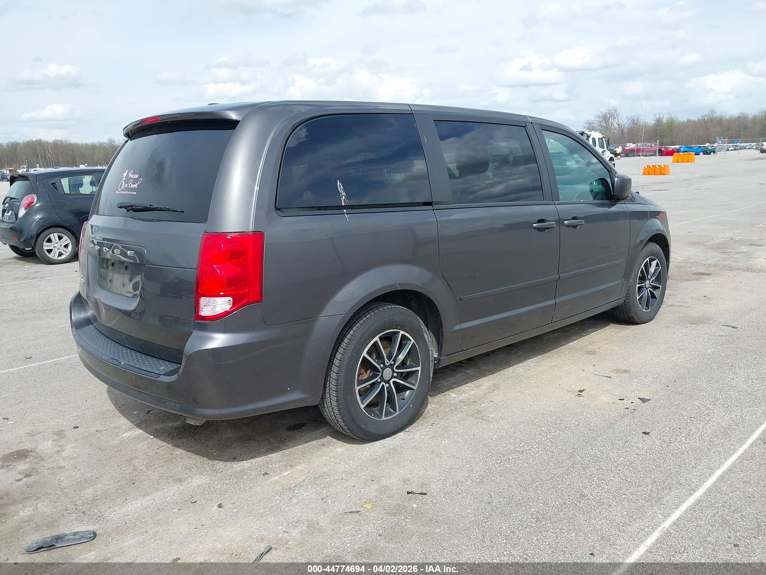 DODGE GRAND image 4