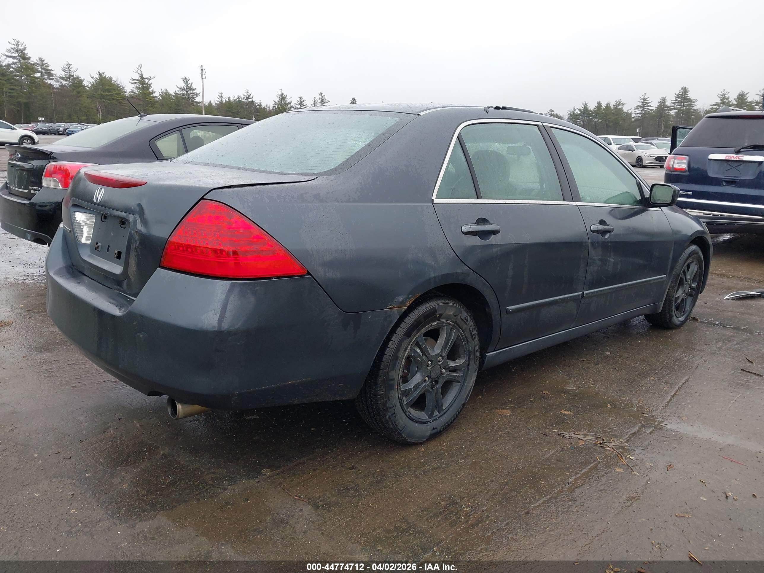 HONDA ACCORD image 4