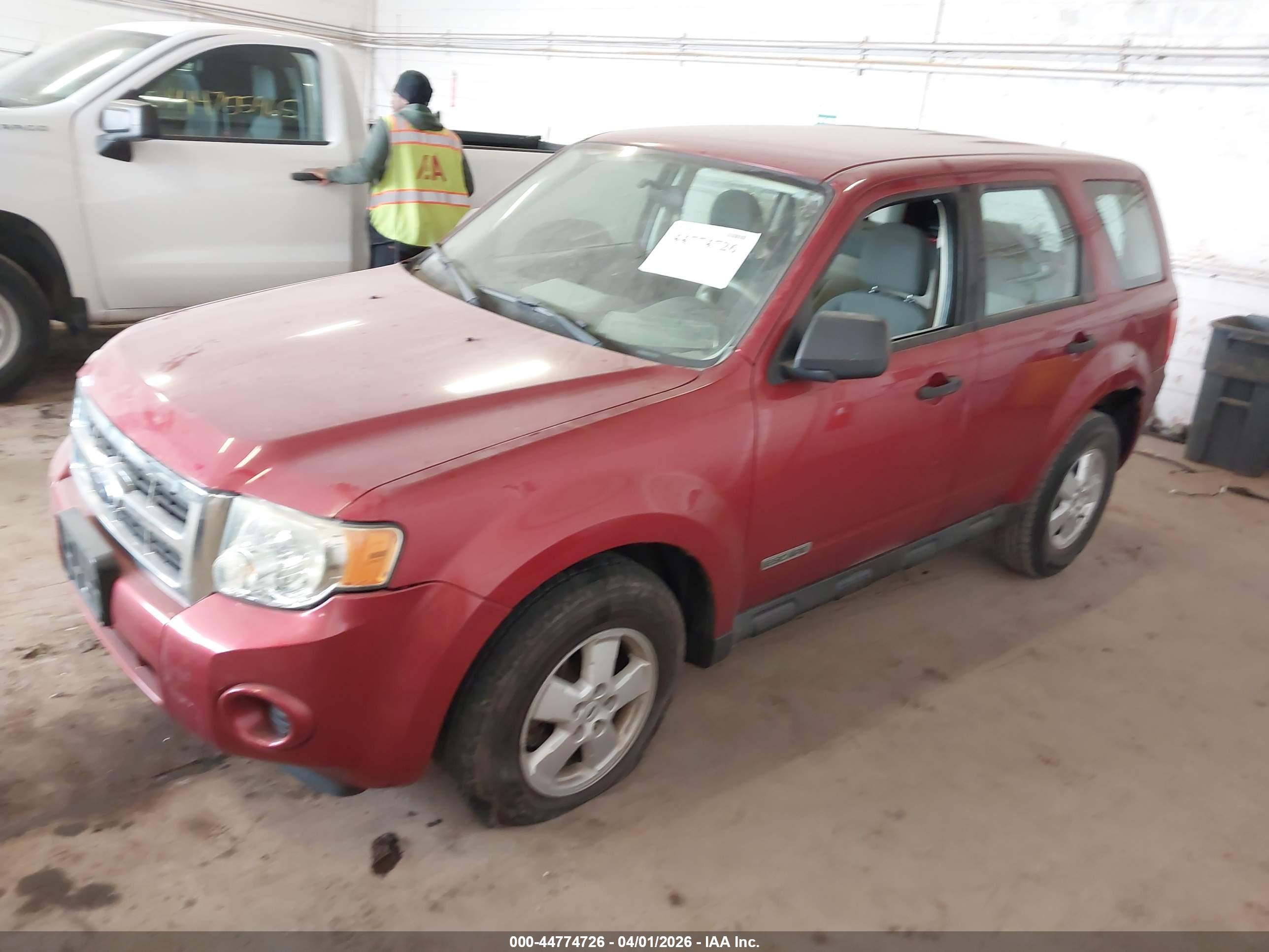 FORD ESCAPE image 2