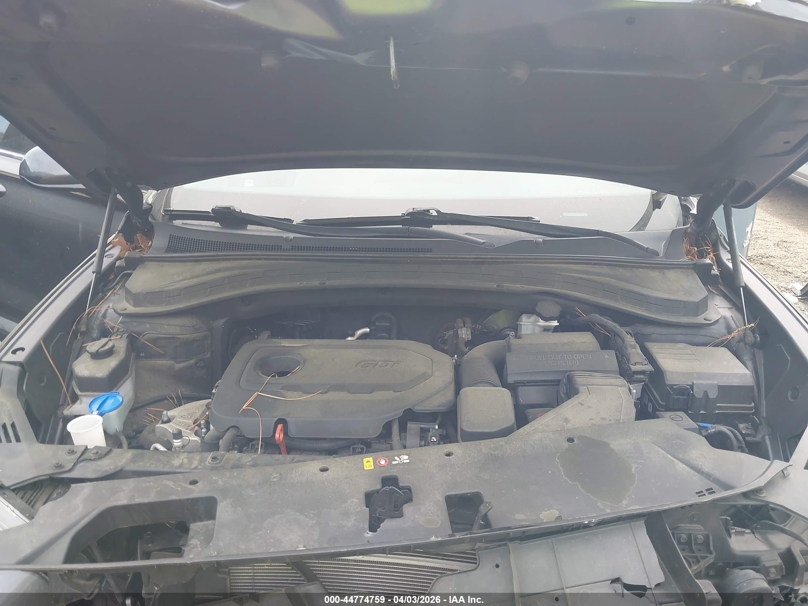 HYUNDAI SANTA image 10