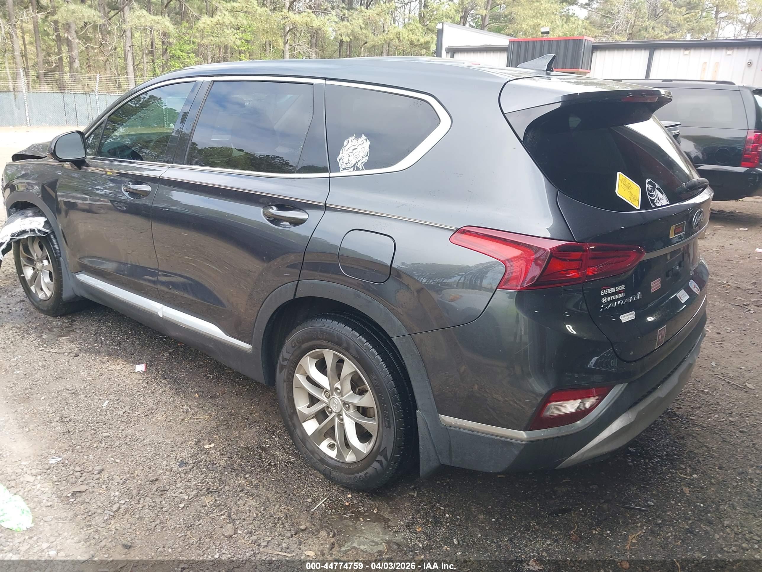 HYUNDAI SANTA image 3