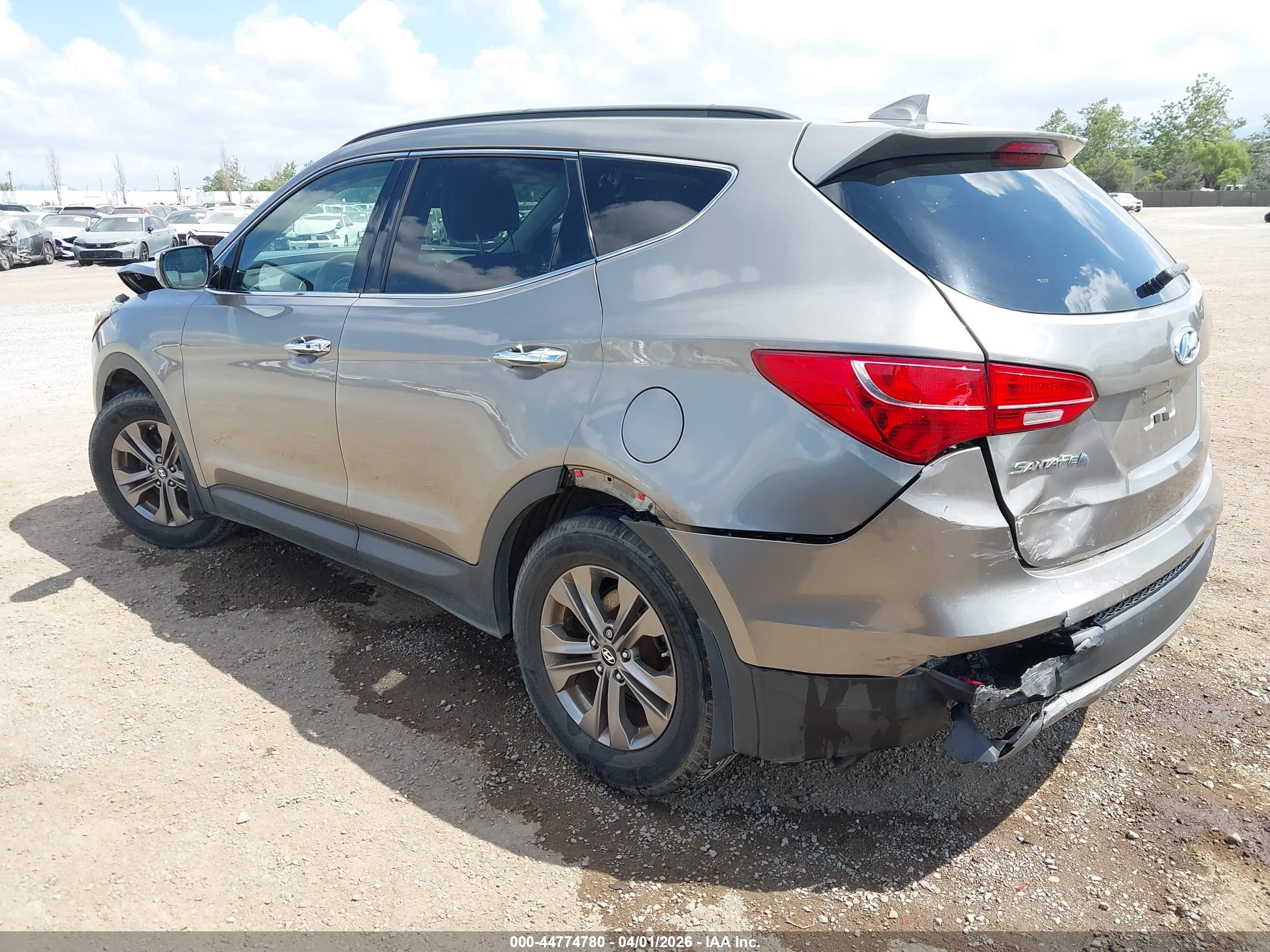 HYUNDAI SANTA image 3