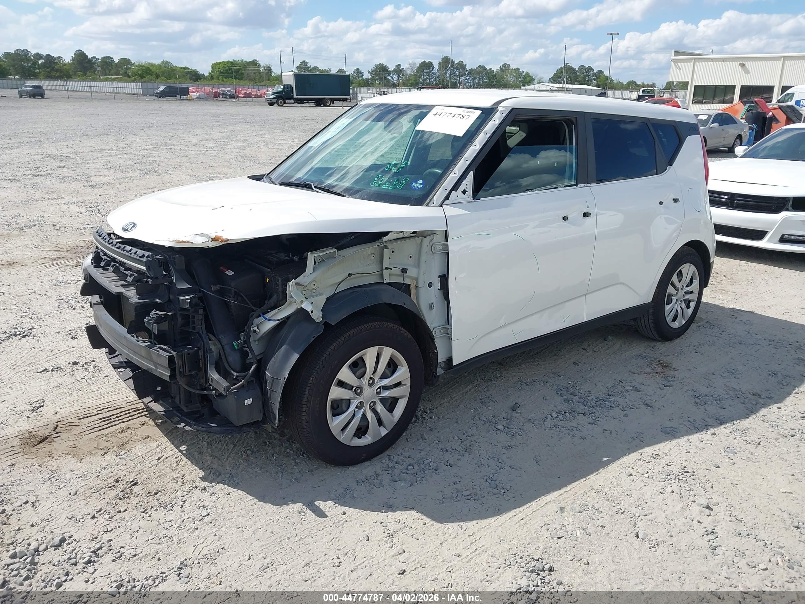 KIA SOUL image 2
