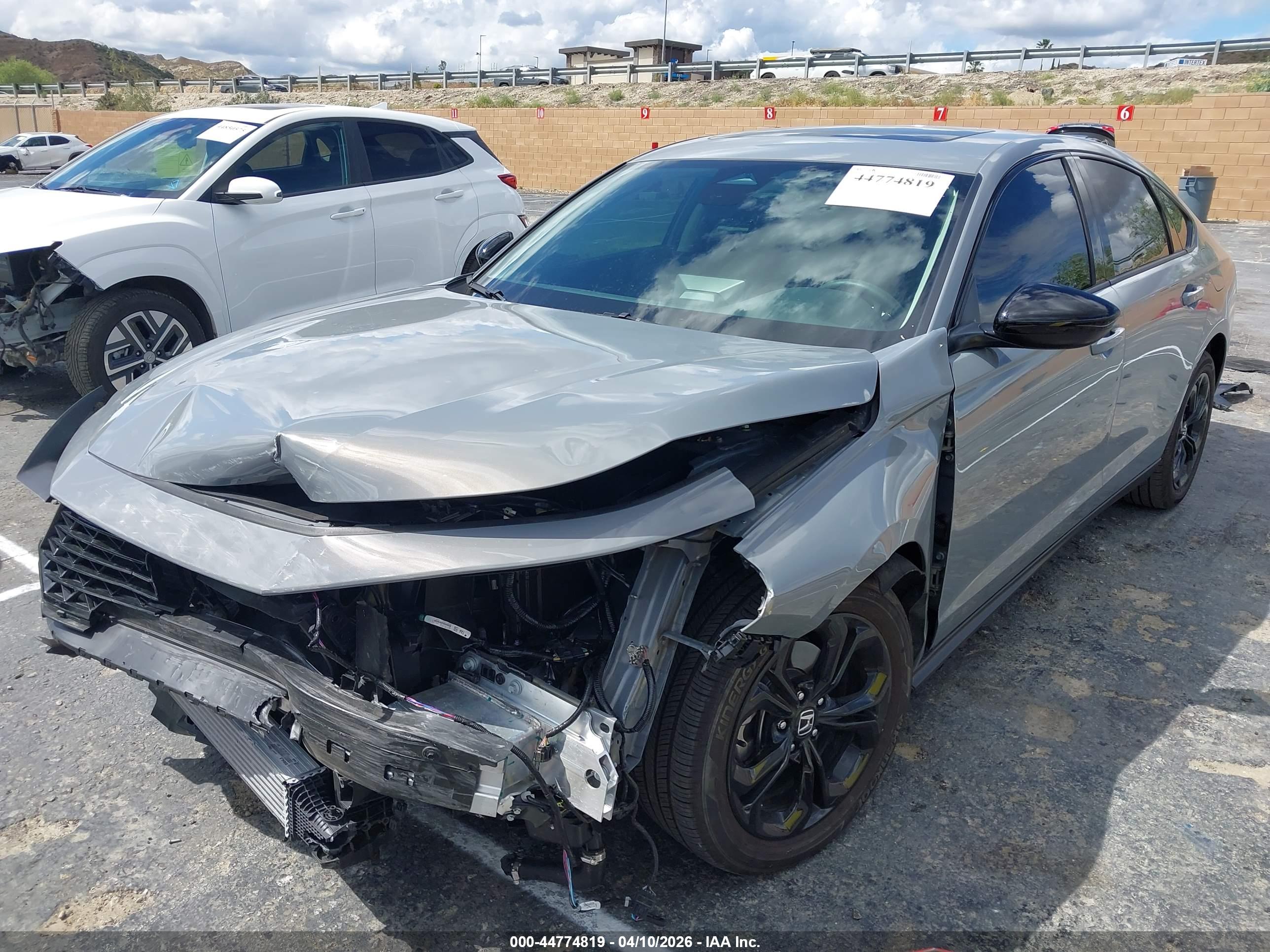 HONDA ACCORD image 2