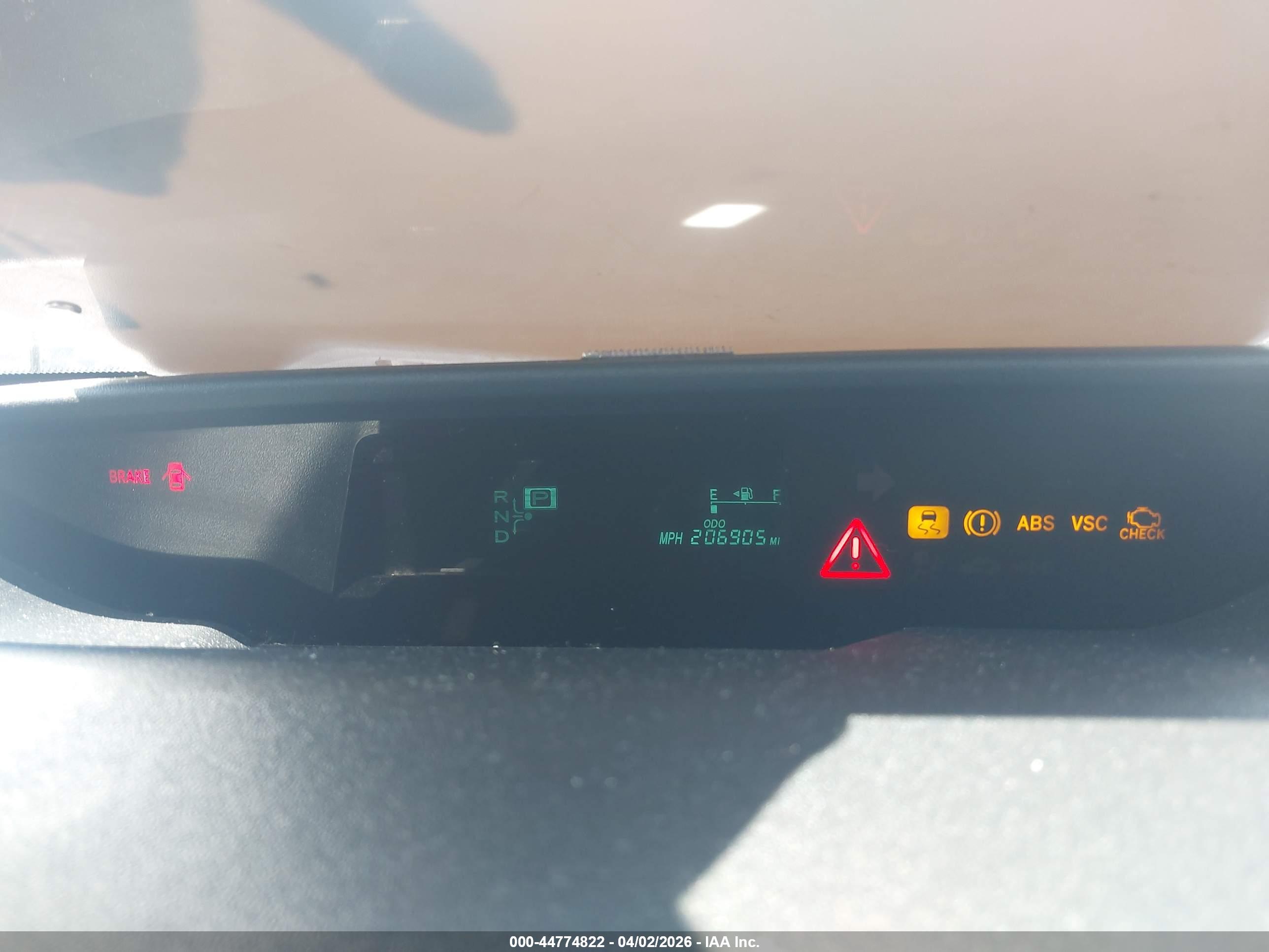 TOYOTA PRIUS image 7