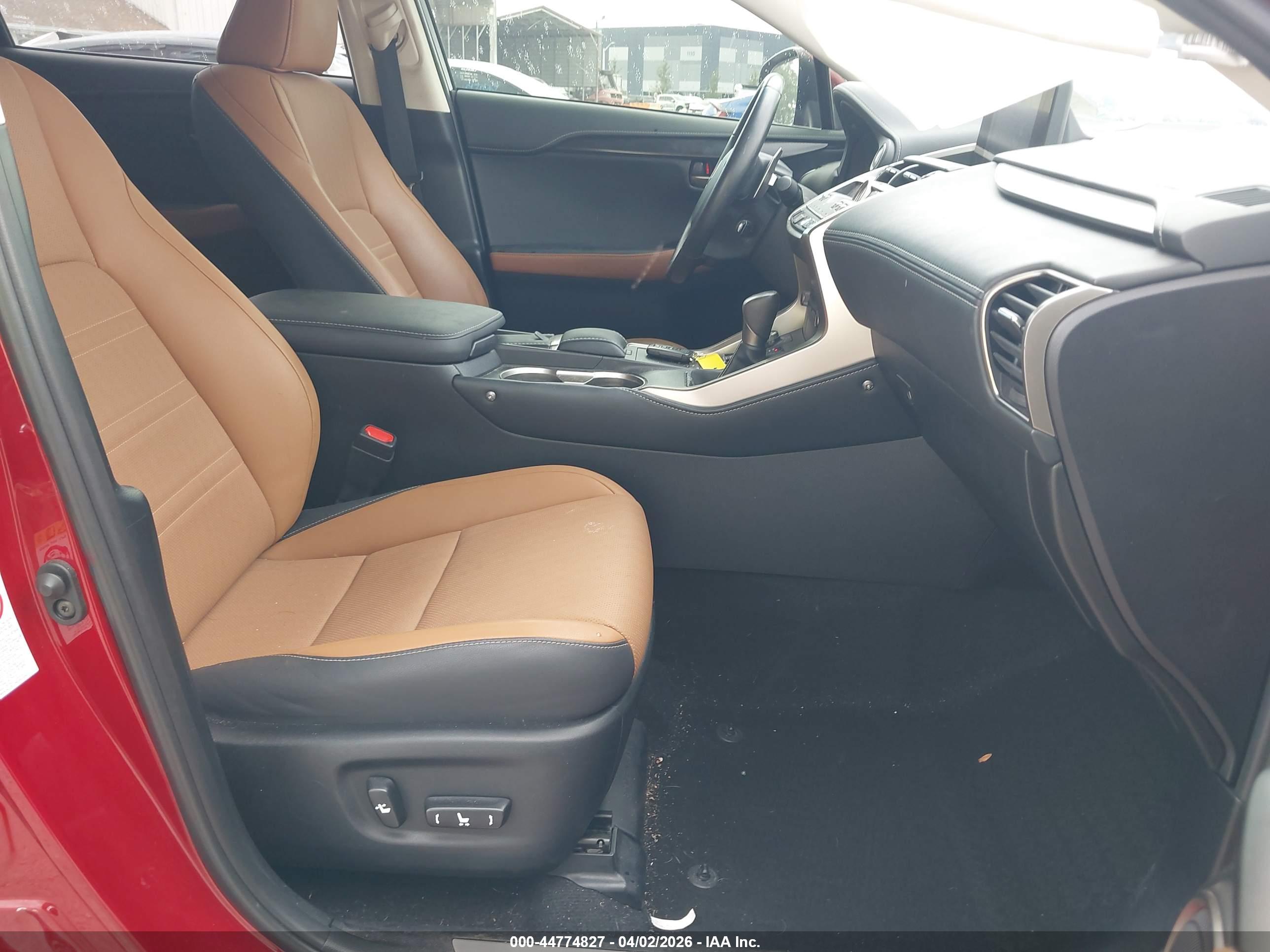 LEXUS NX image 5