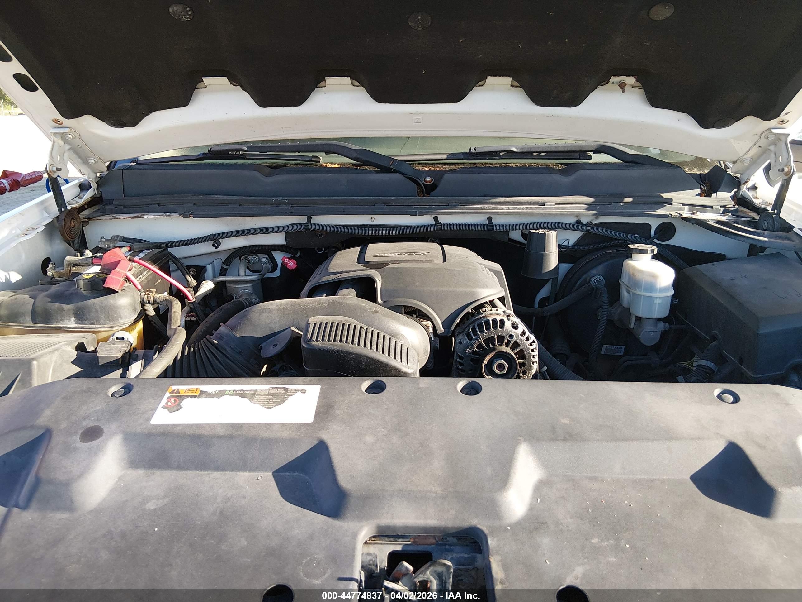 CHEVROLET SILVERADO image 10