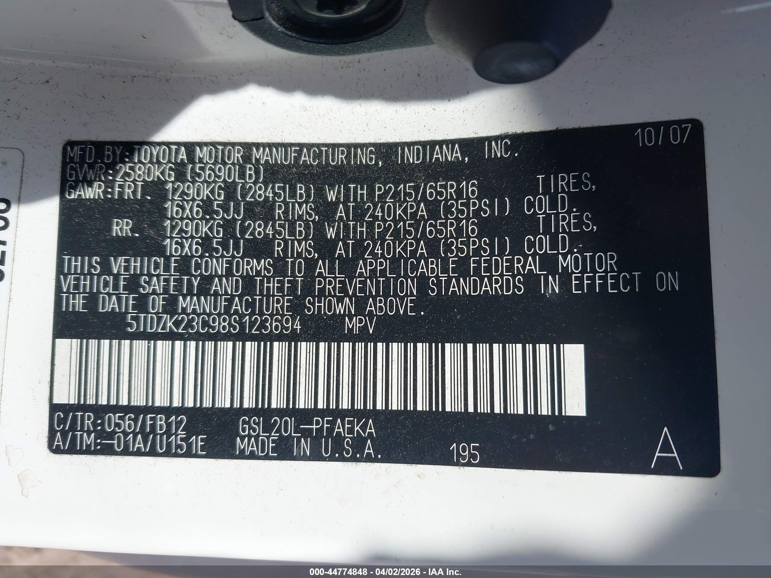 TOYOTA SIENNA image 9