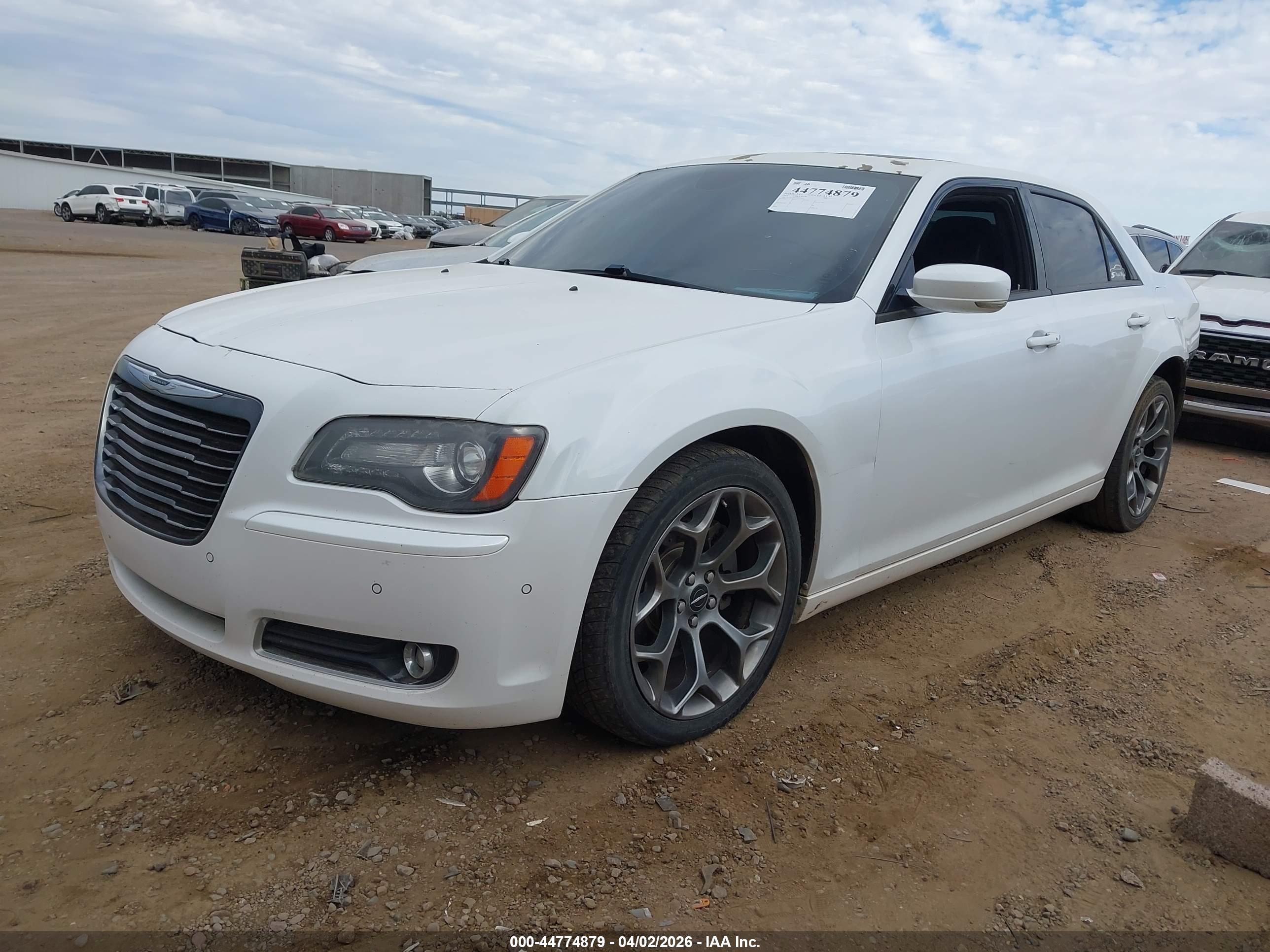 CHRYSLER 300 image 2