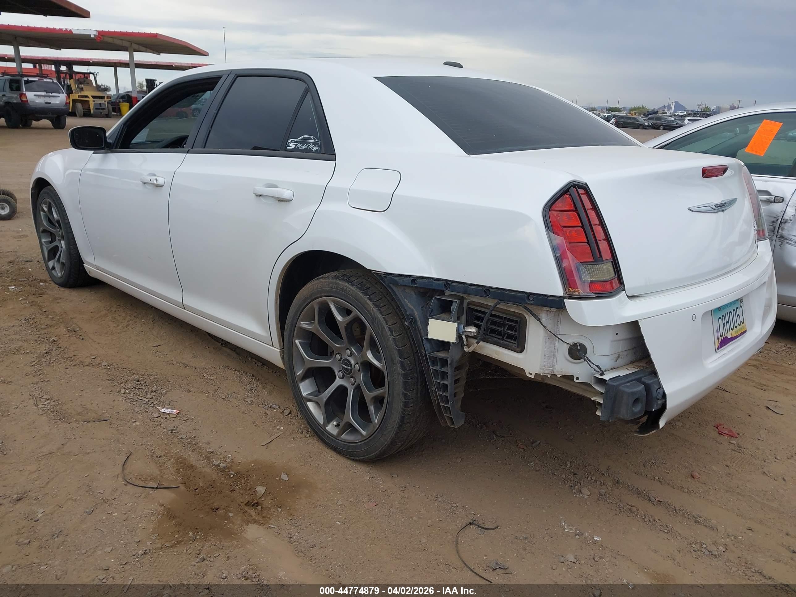 CHRYSLER 300 image 3